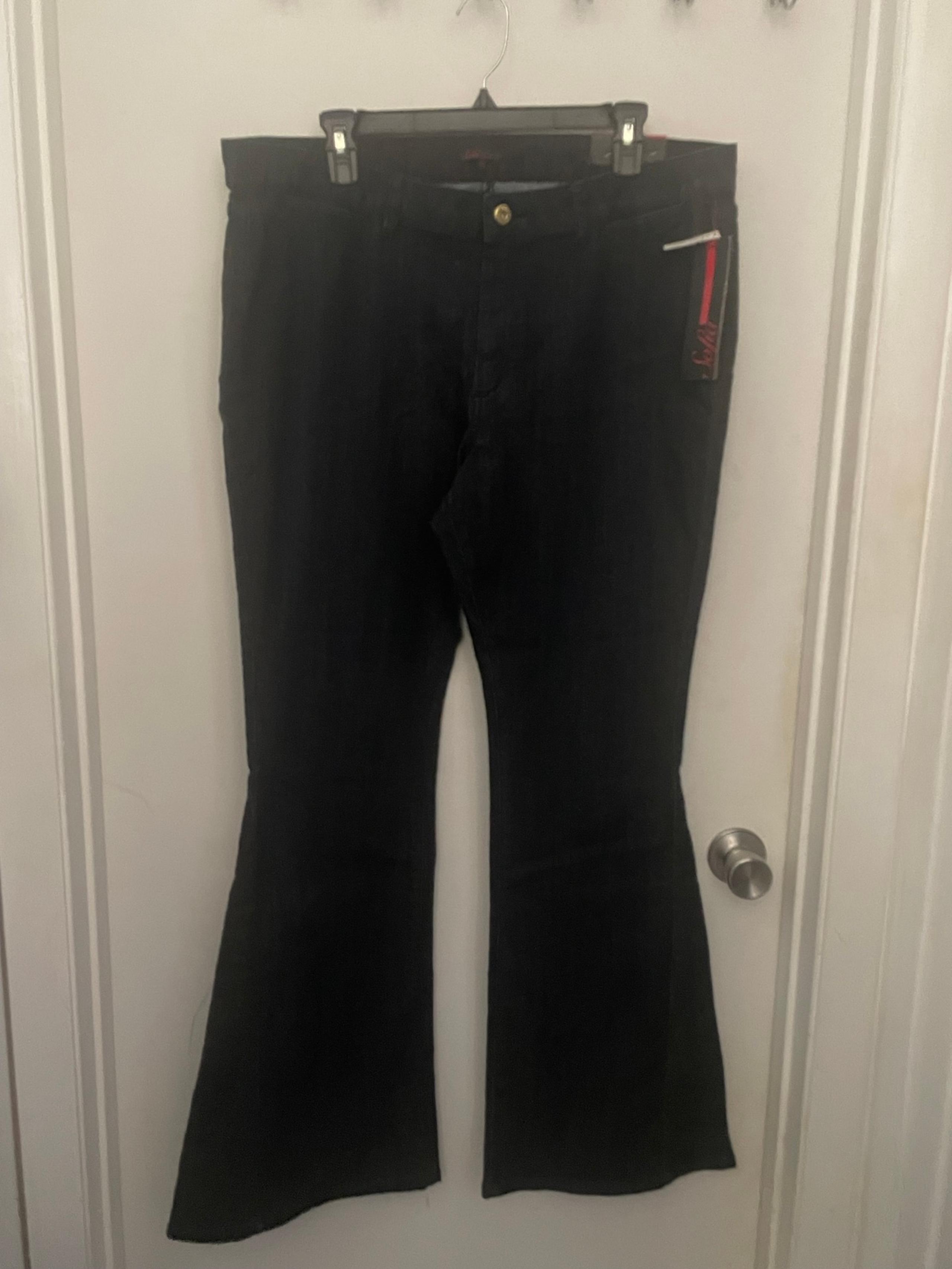 New Sofia Vergara Womens Jeans size 16