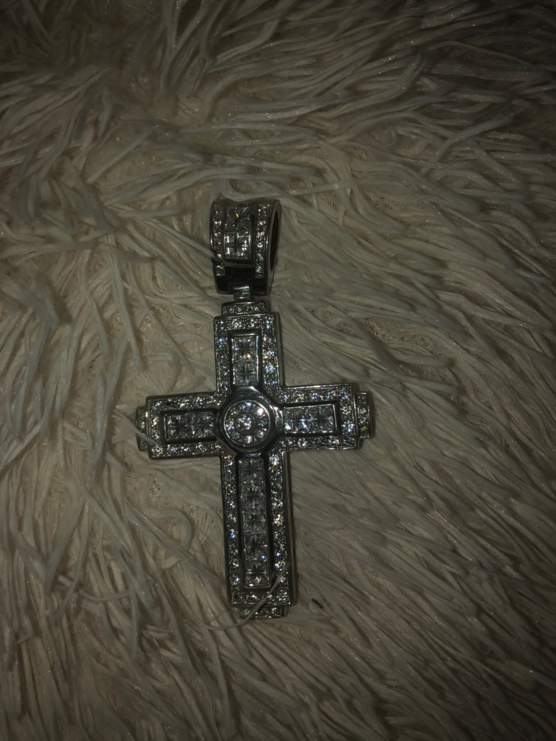 Cross pendant