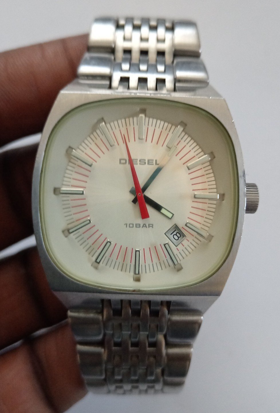 Diesel White Dial JapaneseQuartz Analog Stainless Steel Men's Watch DZ 1052