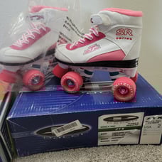 Girls Roller Skate