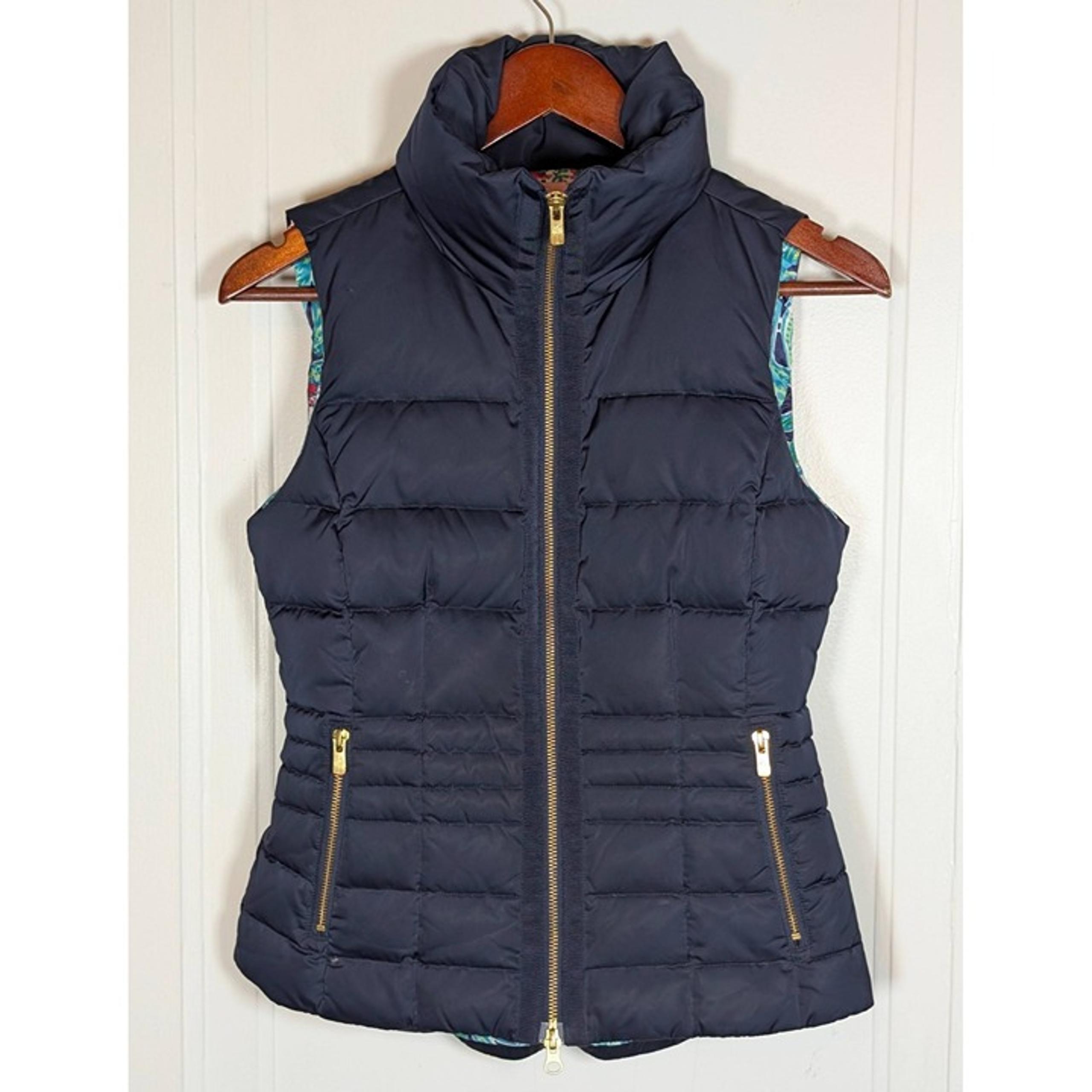 Lilly Pulitzer Navy Blue Down Filled Puffer Vest Women's XS Zip Pockets Preppy