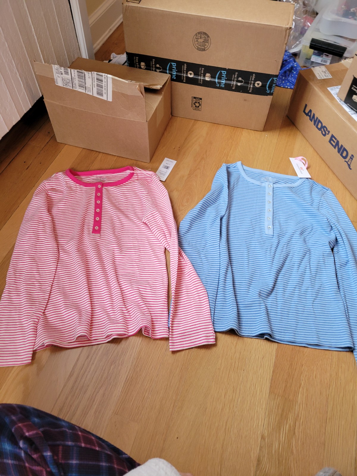 vineyard vines girls Henleys sz L nwt