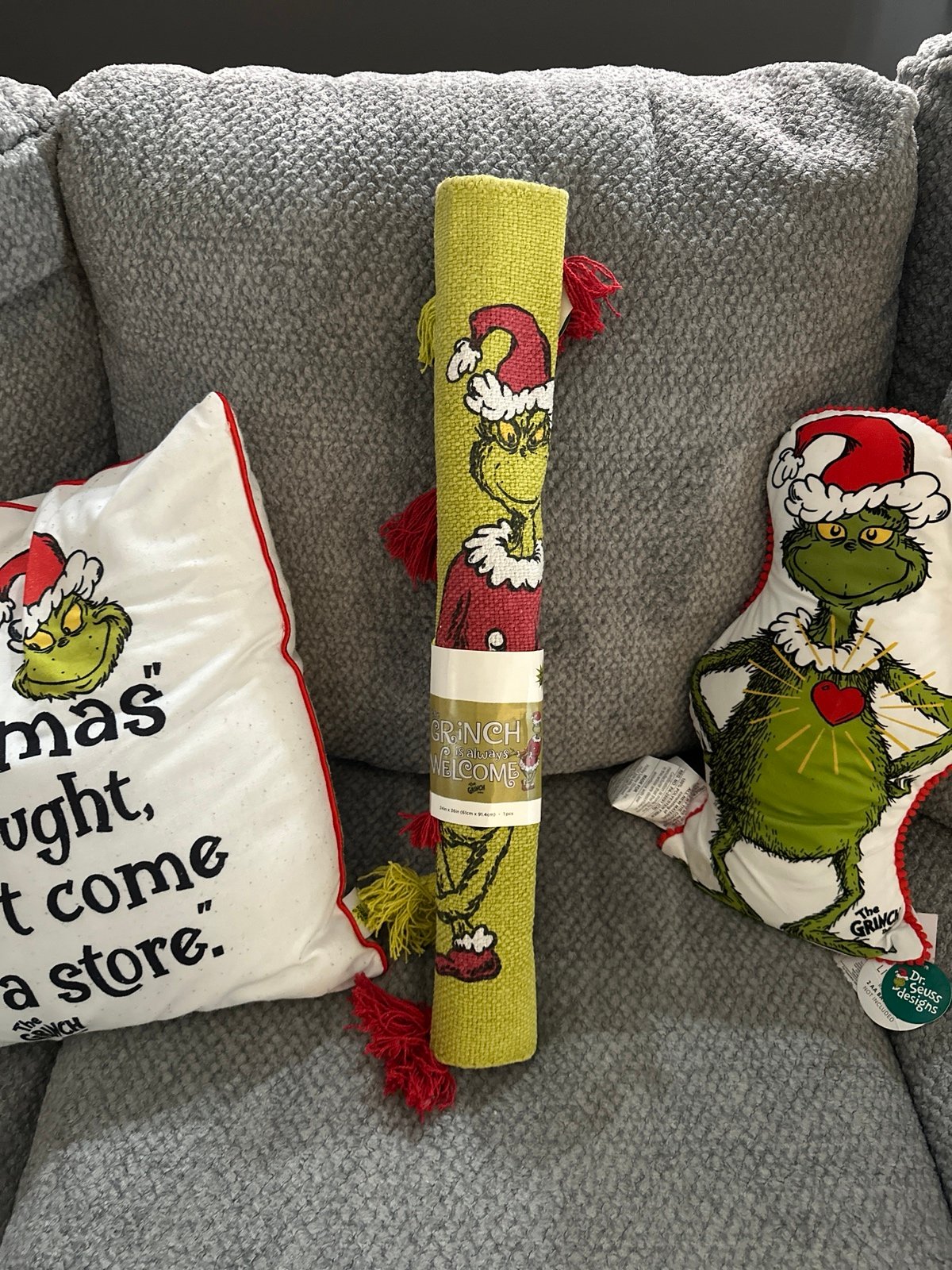 Grinch is always welcome rug RARE HTF NEW