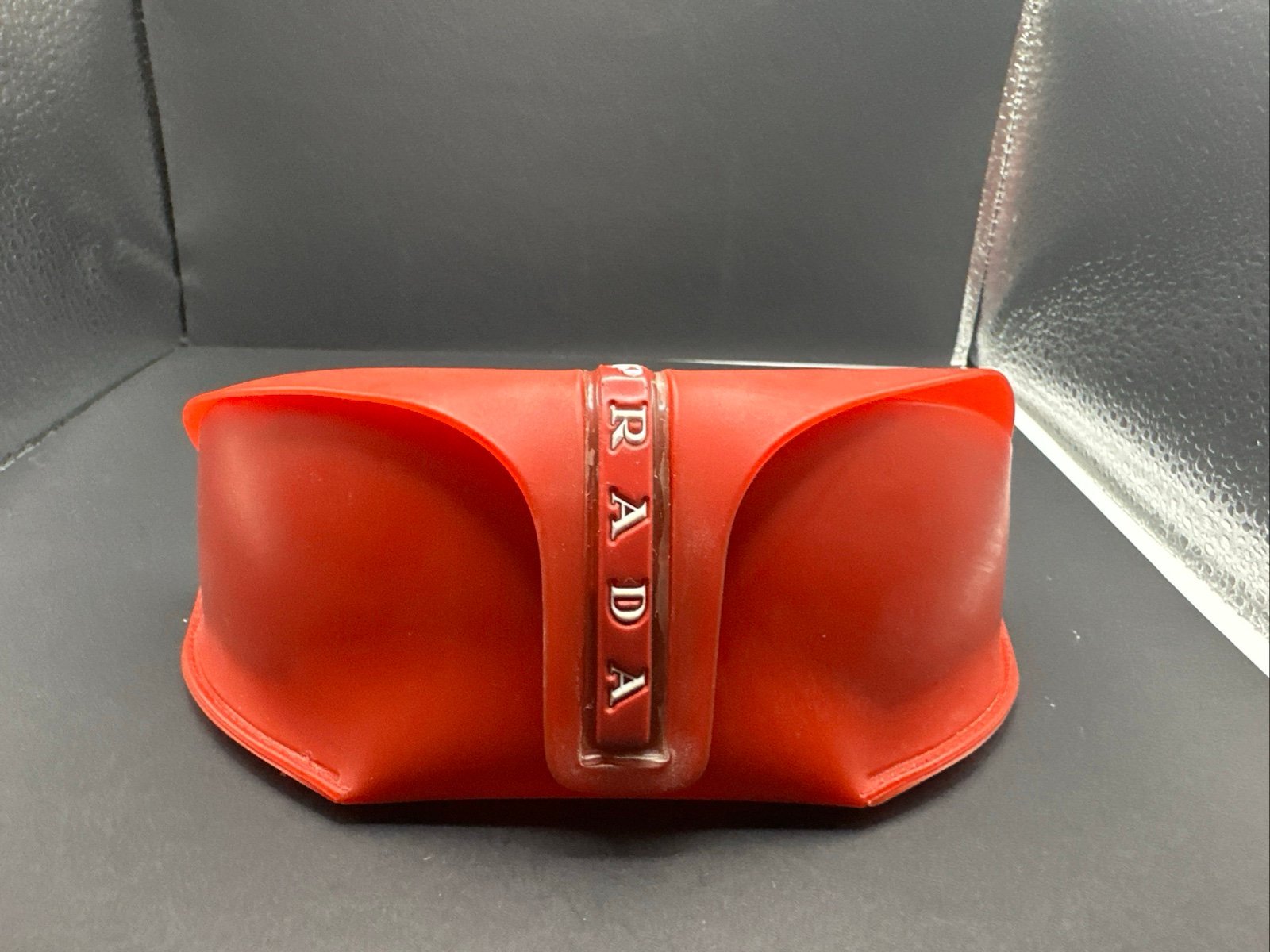 Authentic Prada Model SPR04F 70[]13 Sunglasses Made in Italy With OEM Case