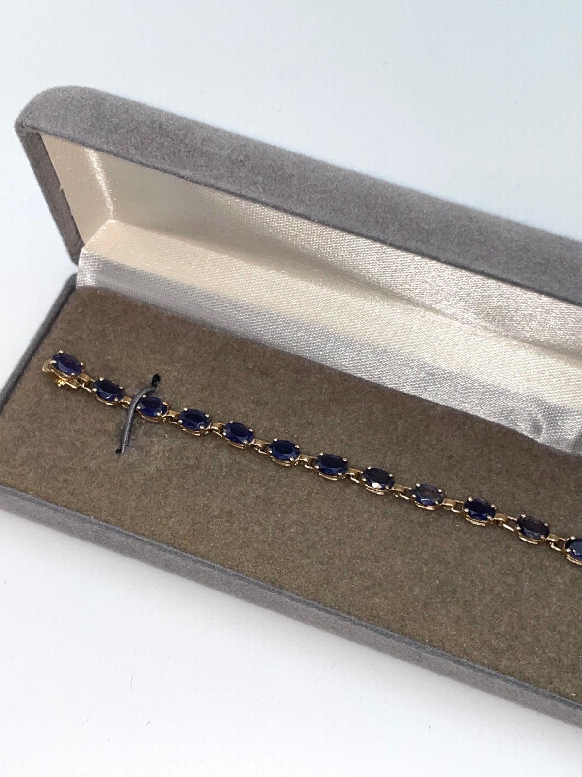 14K Gold and Blue Iolite Tennis Bracelet 7 CTTW