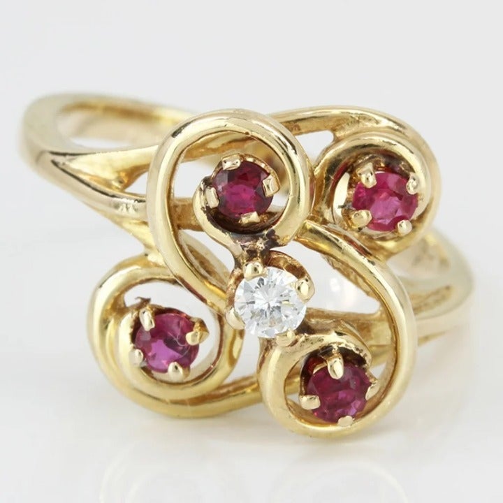 Vintage 14K Yellow Gold Garnet & Diamond Anniversary / Cocktail Ring