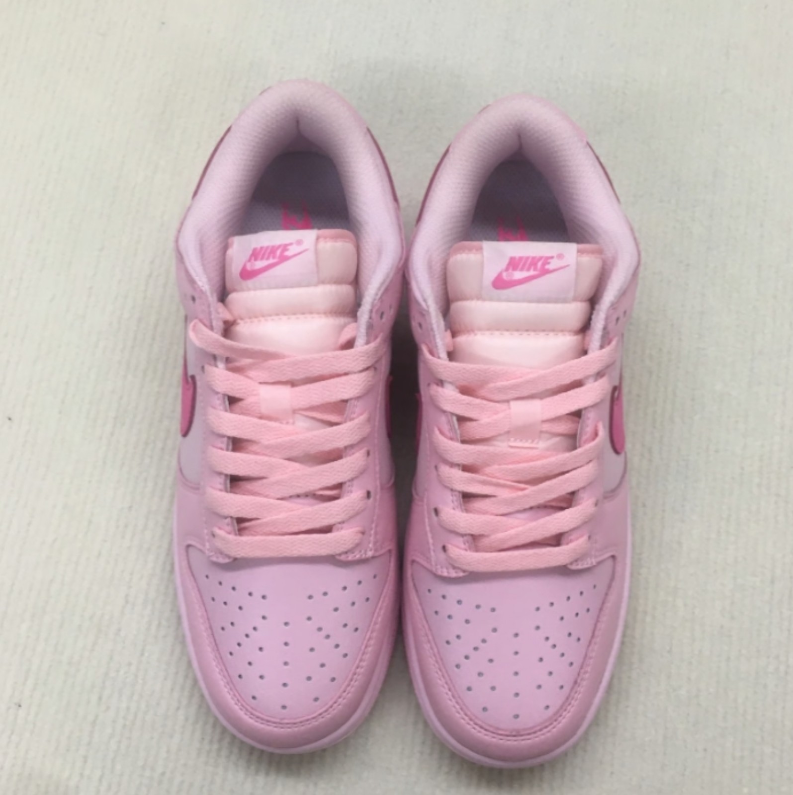 Nike dunk low SB shoes Size: 6.5 women