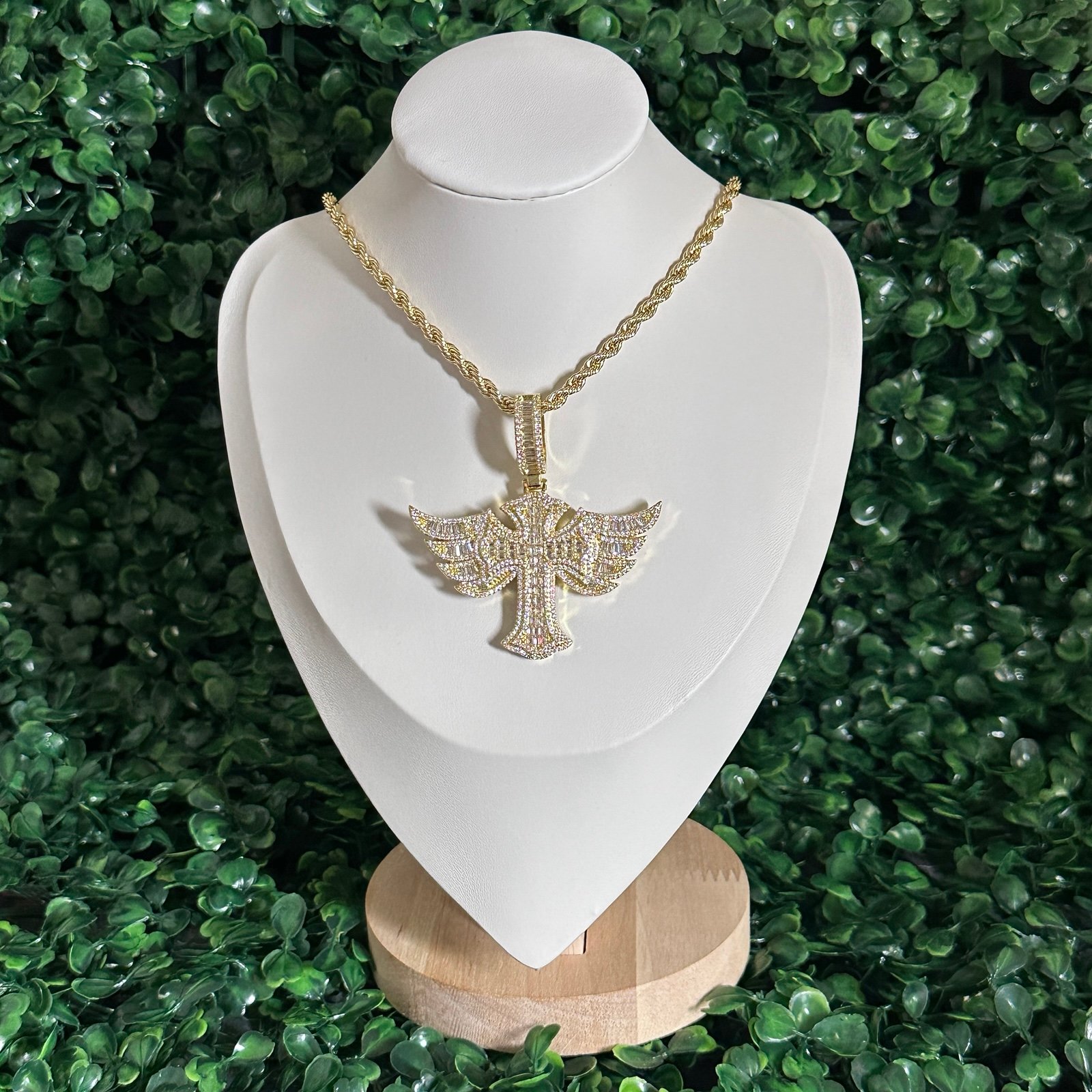 Chain and Pendant