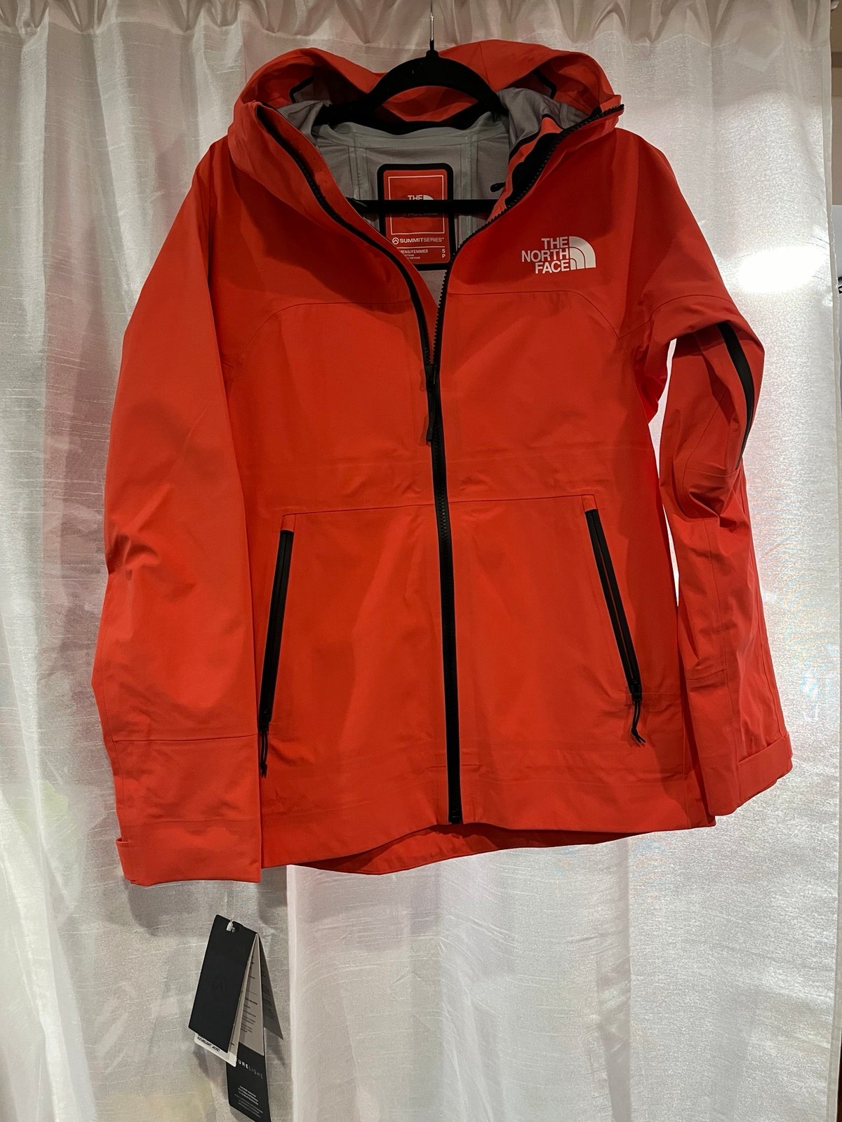 The North Face Summit Chamlang Futurelight Jacket Women's