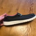 Women’s size 8 hey dudes
