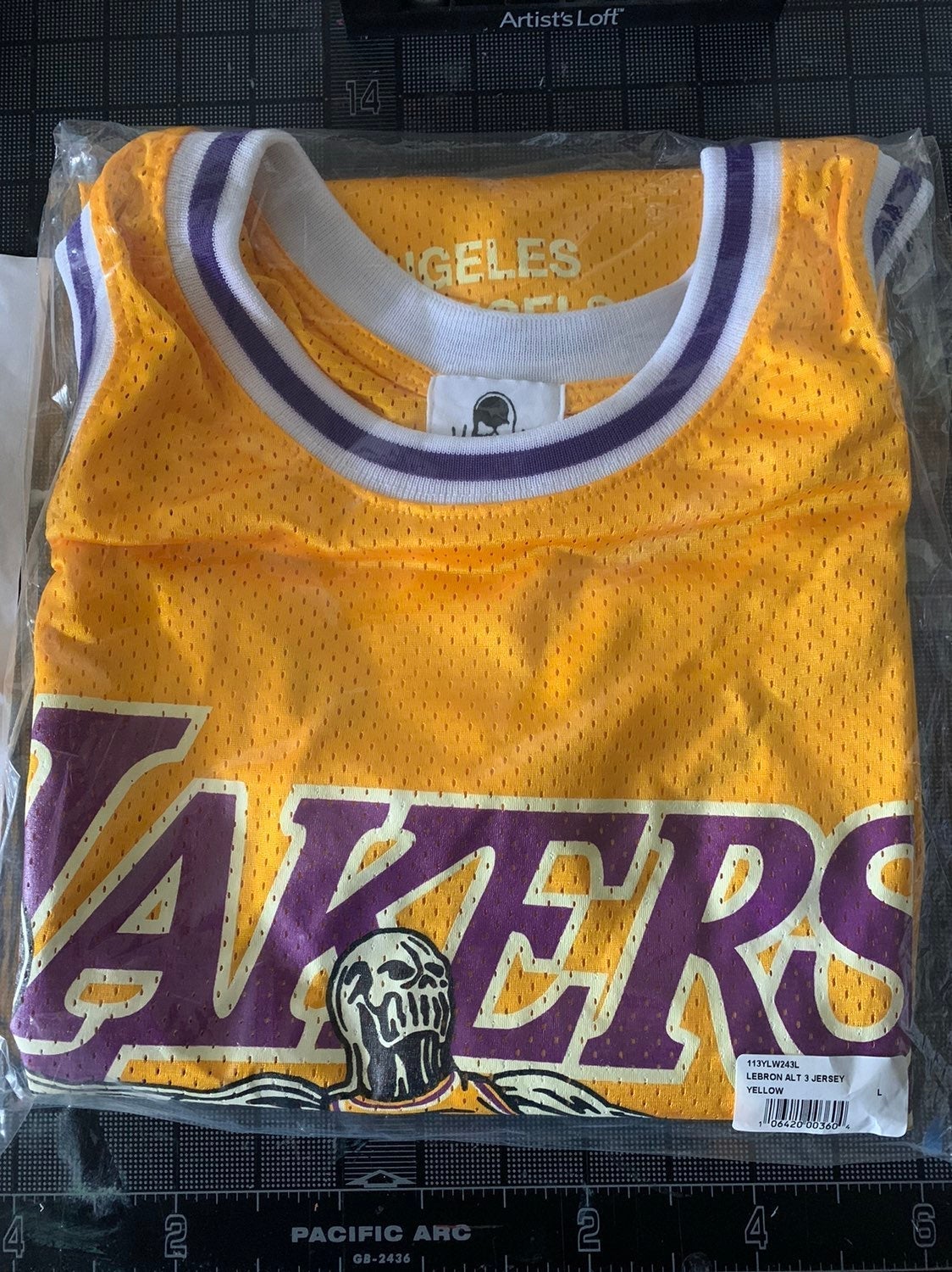 Warren Lotas Lebron James Jersey Size L