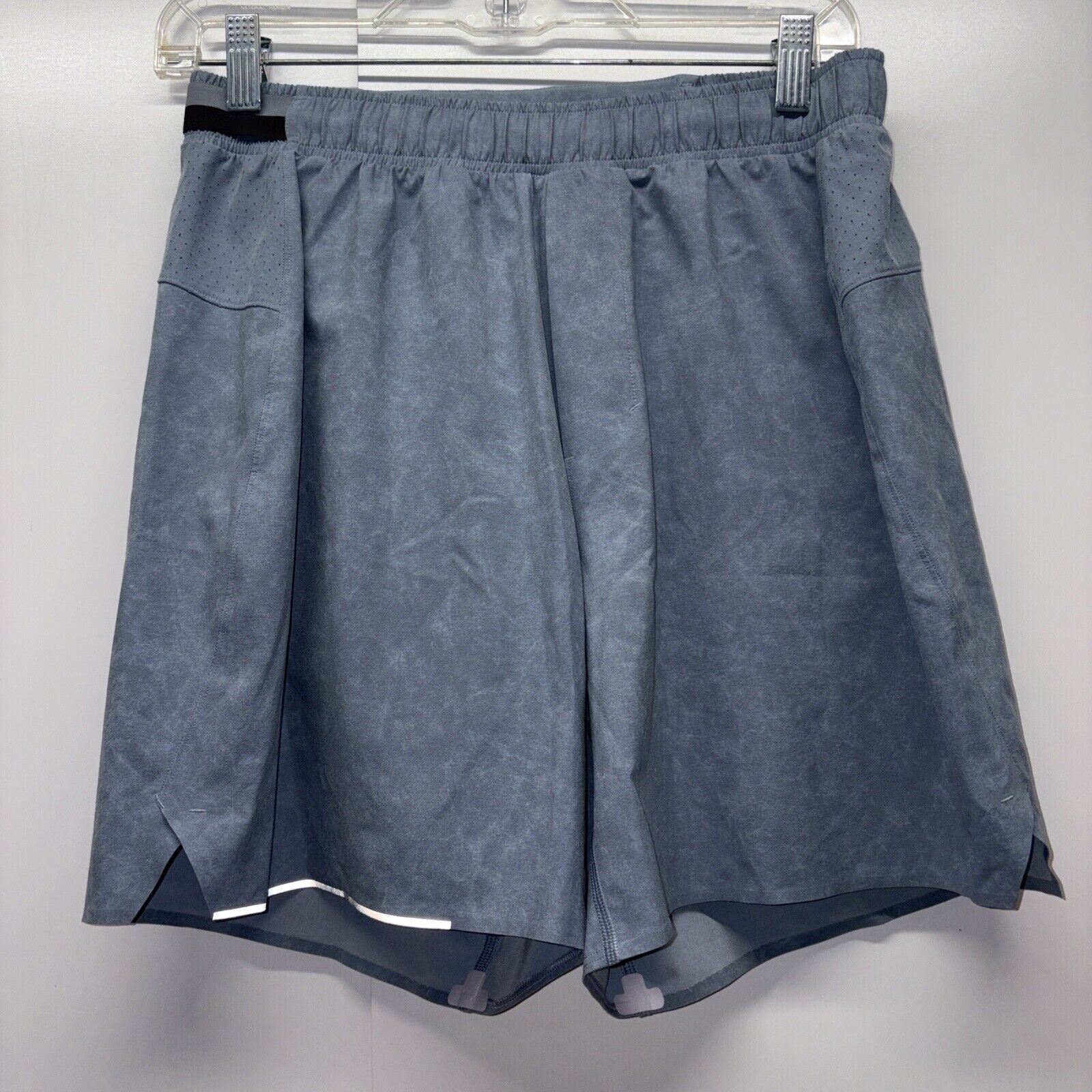 Lululemon Surge 6 Inch Lined Gray Blue Shorts Mens Size M