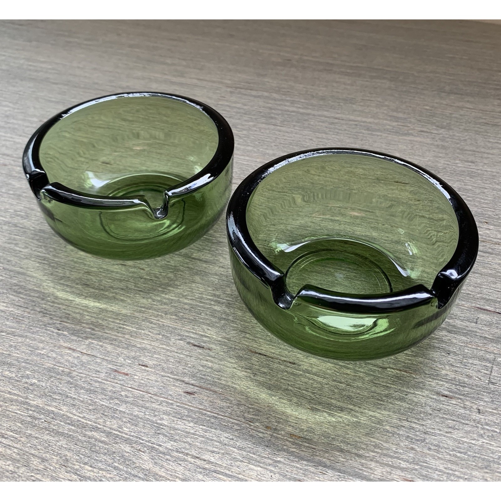 Vintage Green Glass 2 Slot Mid Century Modern MCM Retro Round Ashtray - Set of 2