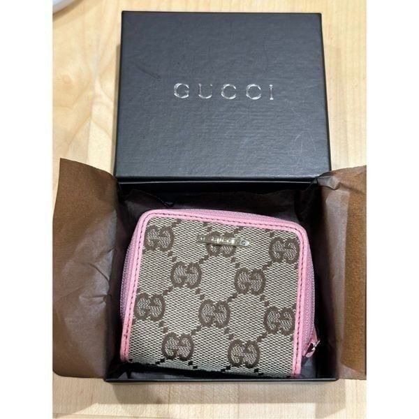 Gucci GG Monogram Canvas Pink Leather Coin Purse Zip Around Wallet New In Box