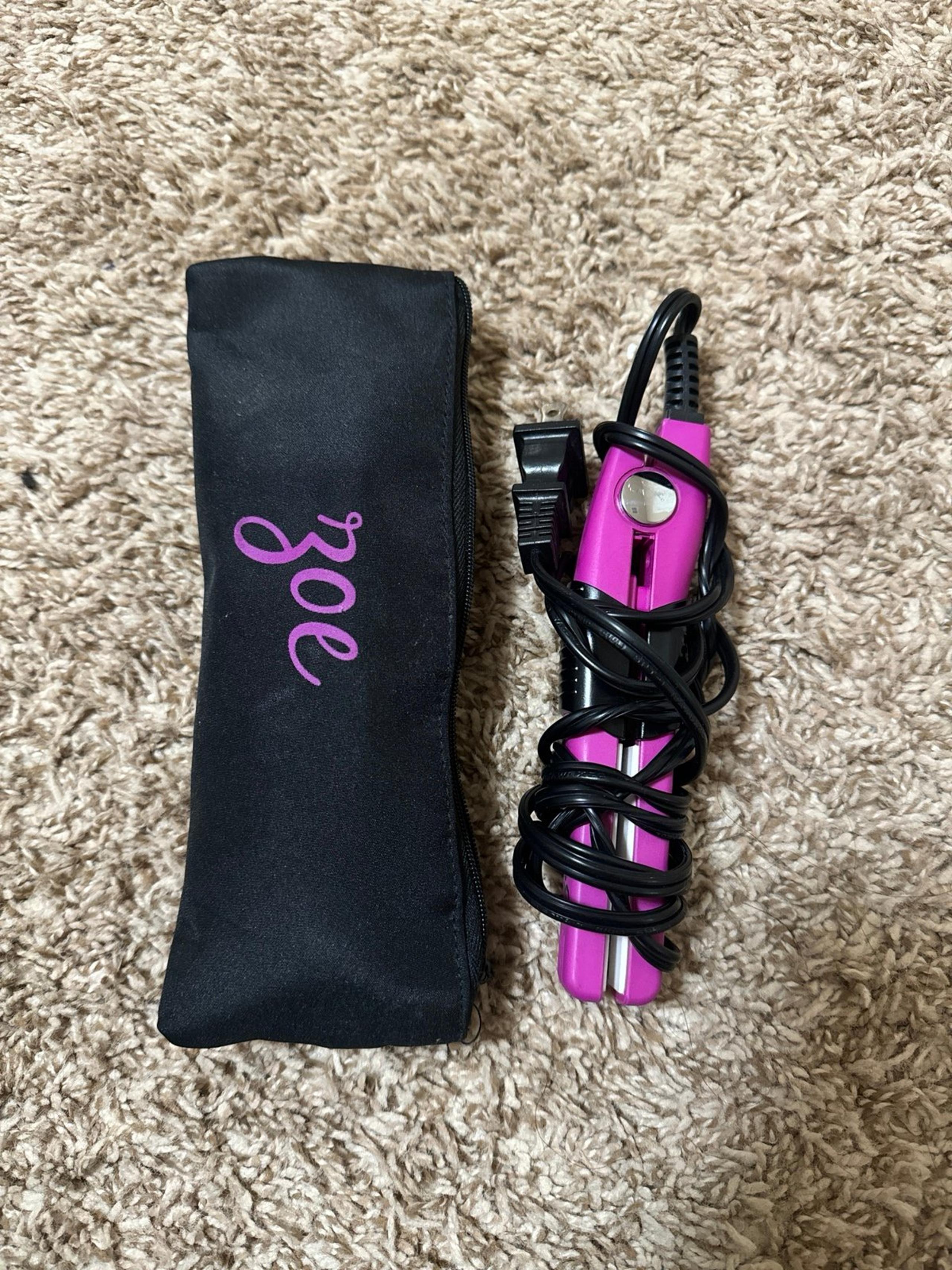 mini hair straightener