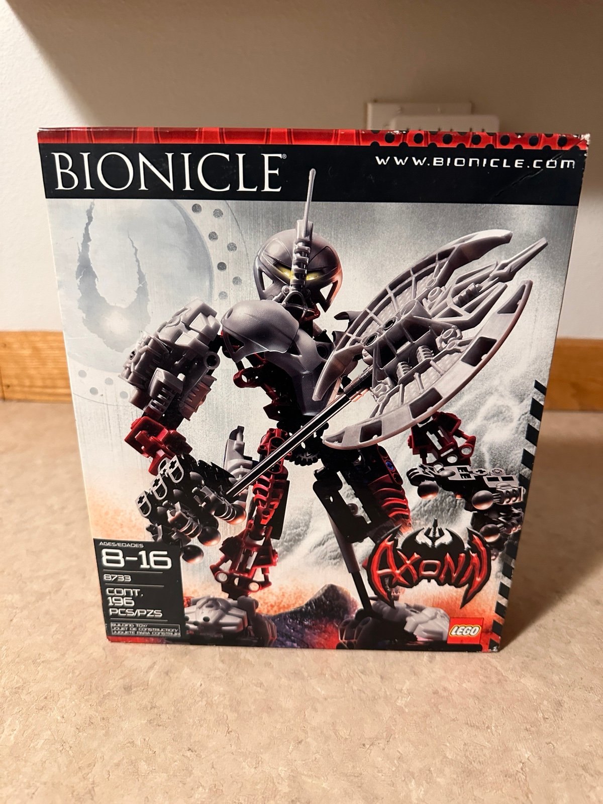 Lego Bionicle Titans 8733 Axonn