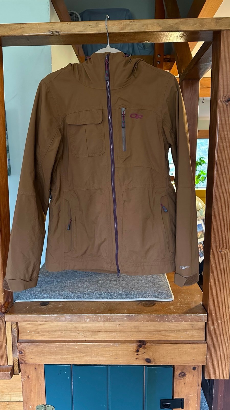 Outdoor Research Women’s Carbide Ski Jacket - Medium