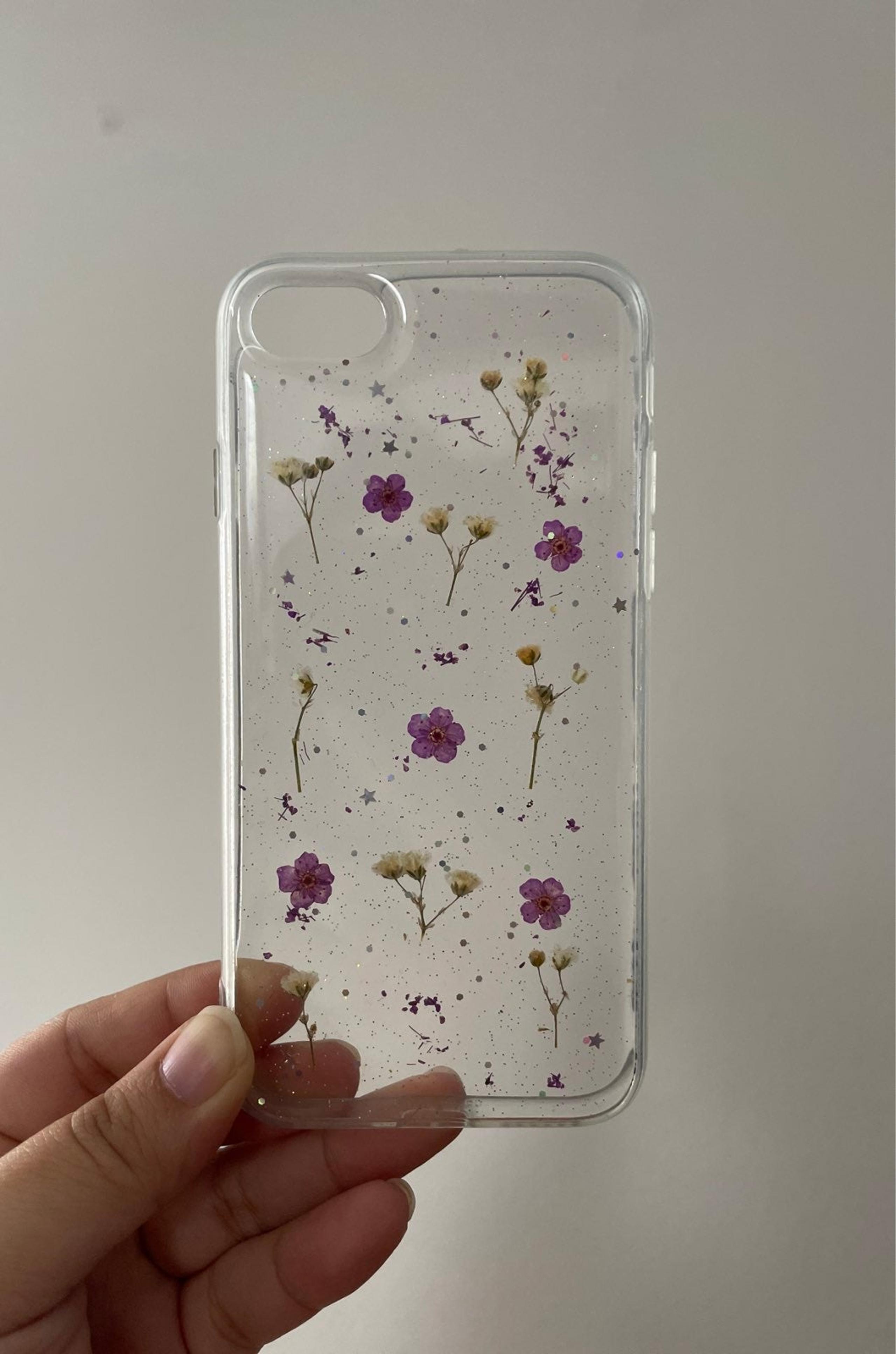 IPHONE 7/8 Clear Case w flowers