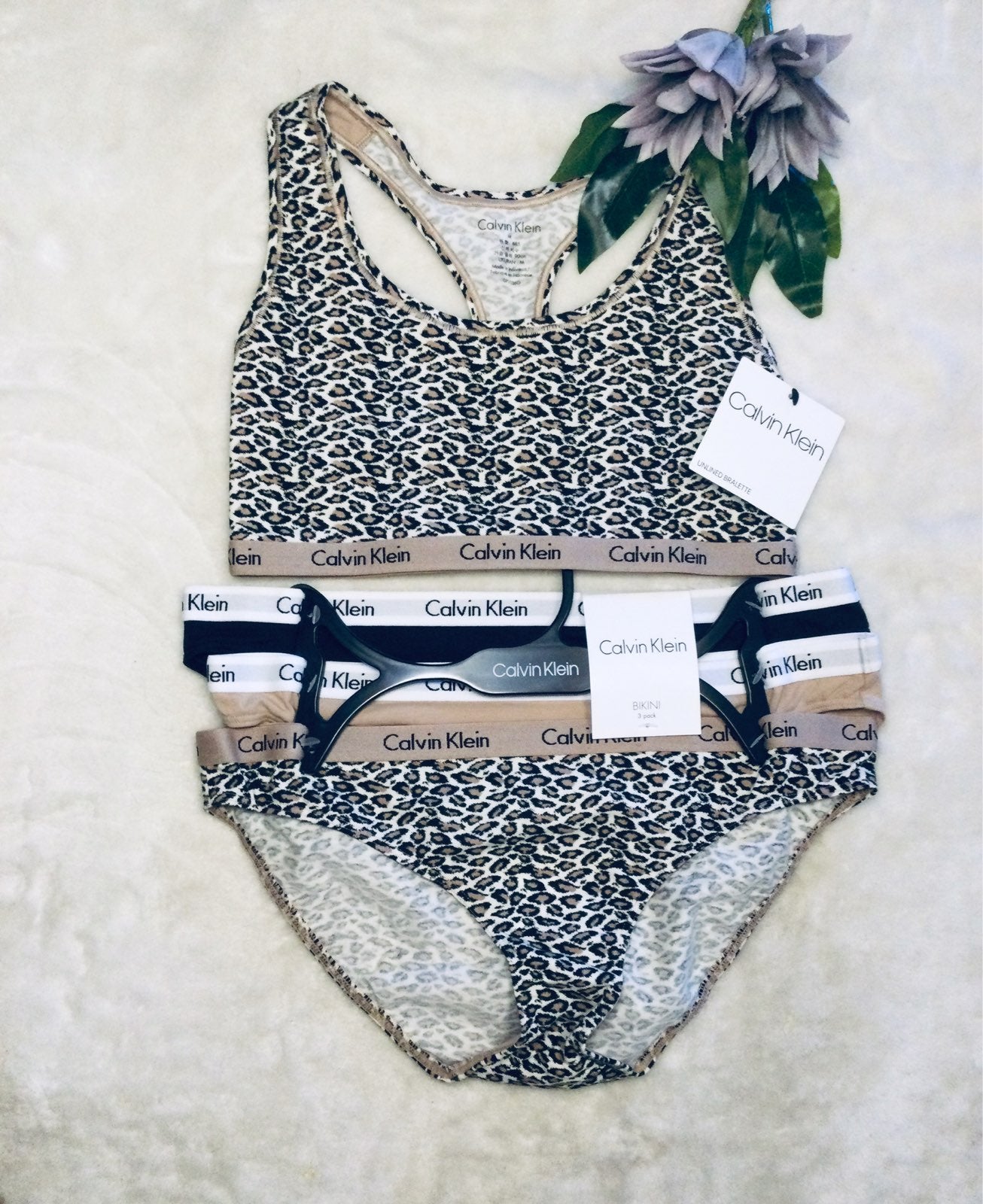 Calvin Klein Bundle Bra & 3 Bikini Set M