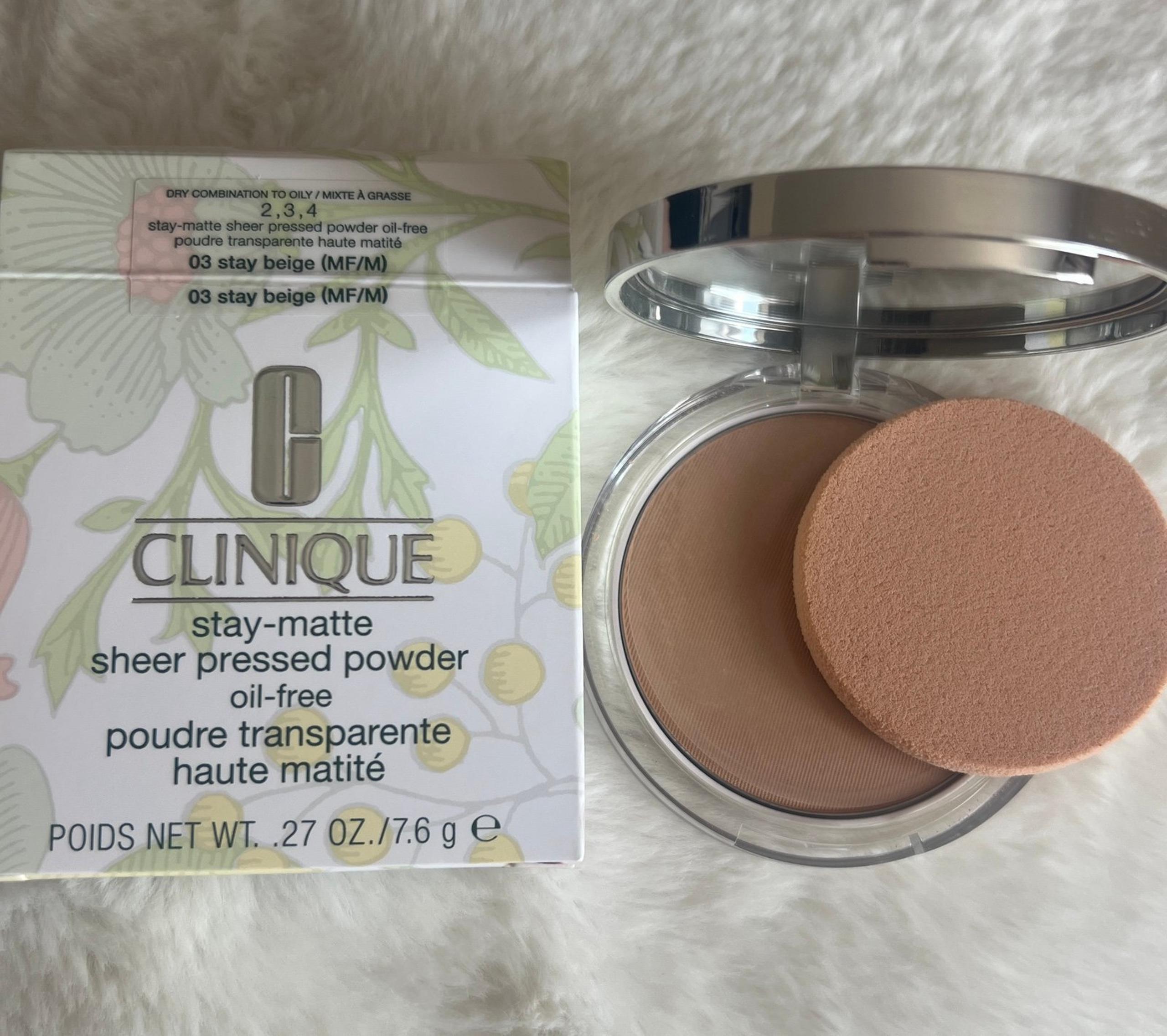Clinique Stay Matte Sheer Face Pressed Powder Oil-Free 03 Stay Beige Makeup