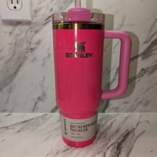 Stanley Quencher 30oz Pink Parade Tumbler