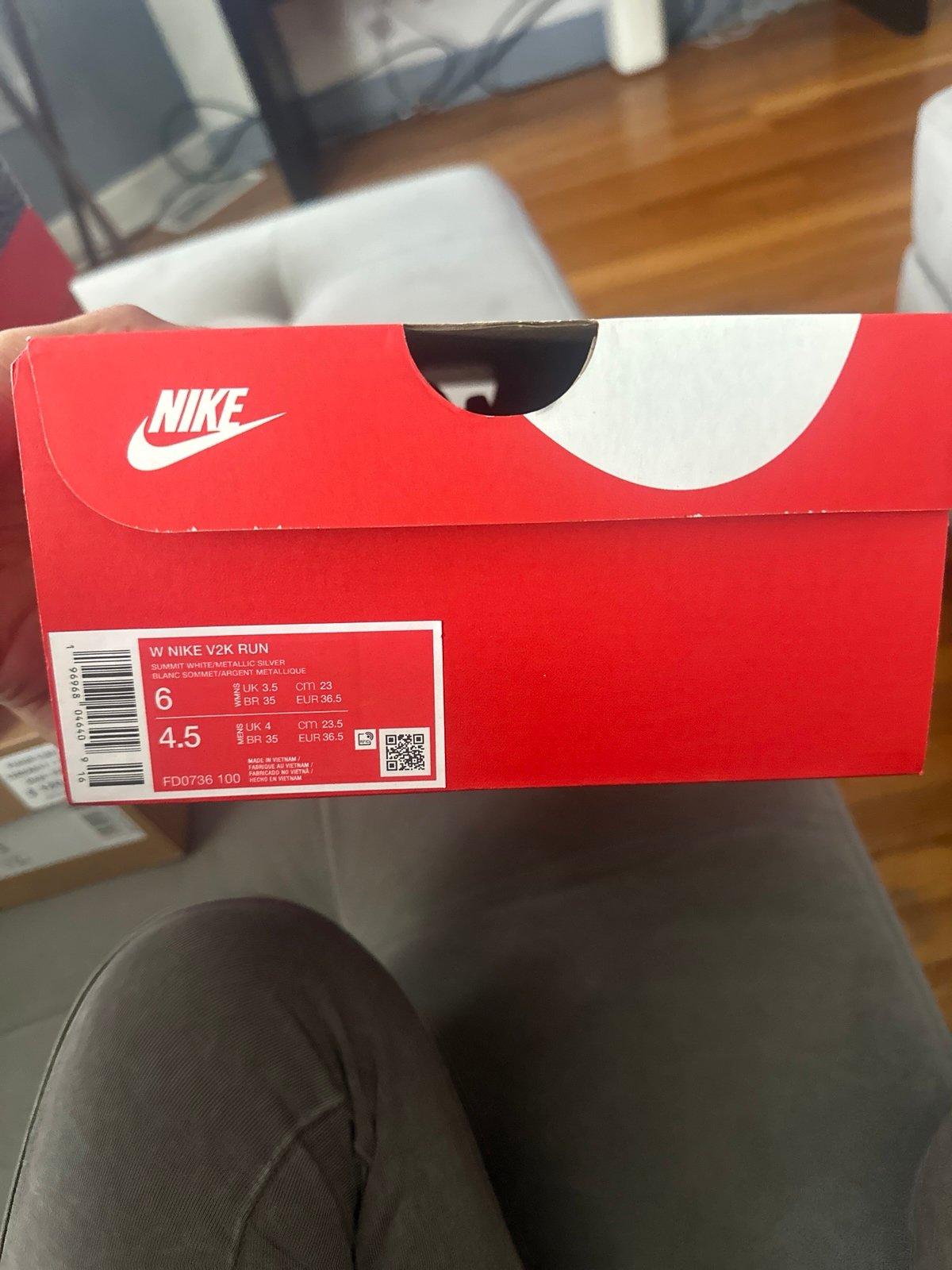 NIKE V2k RUN