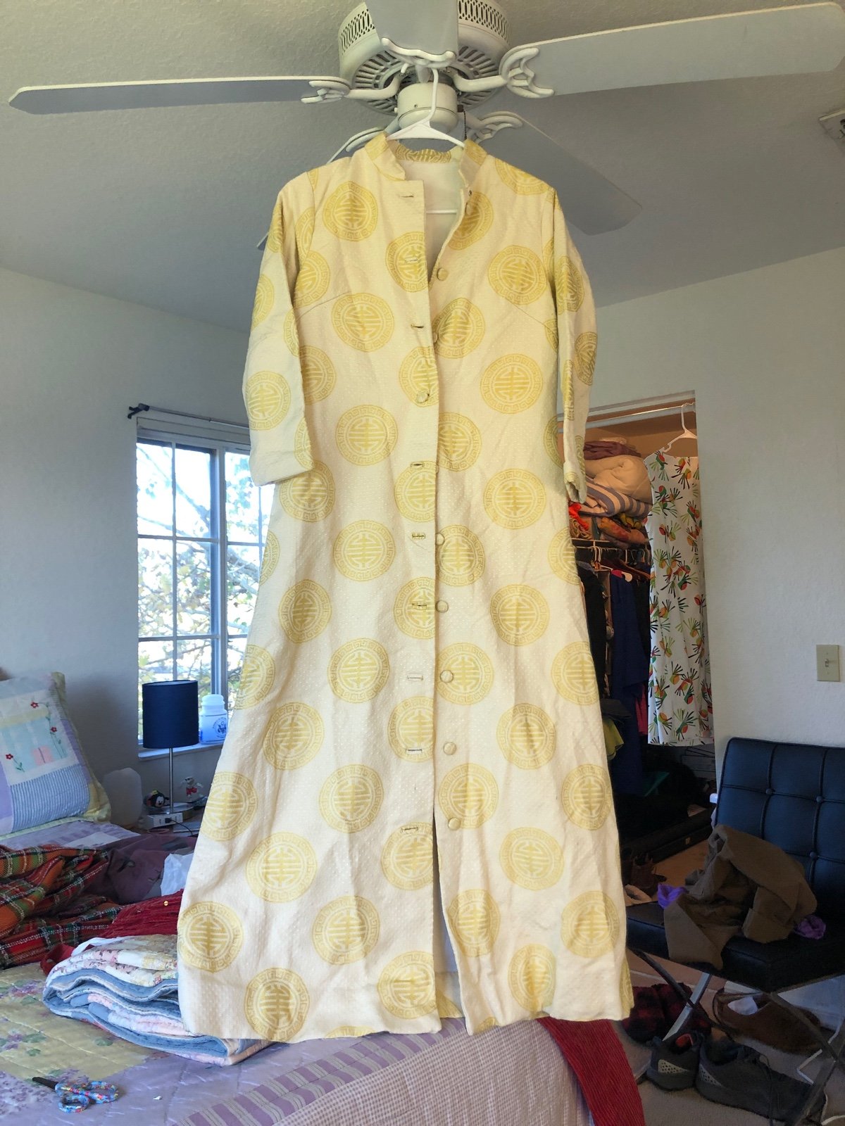 Stage oriental kimono style long sleeve coat 50s 60s 70s Japanese