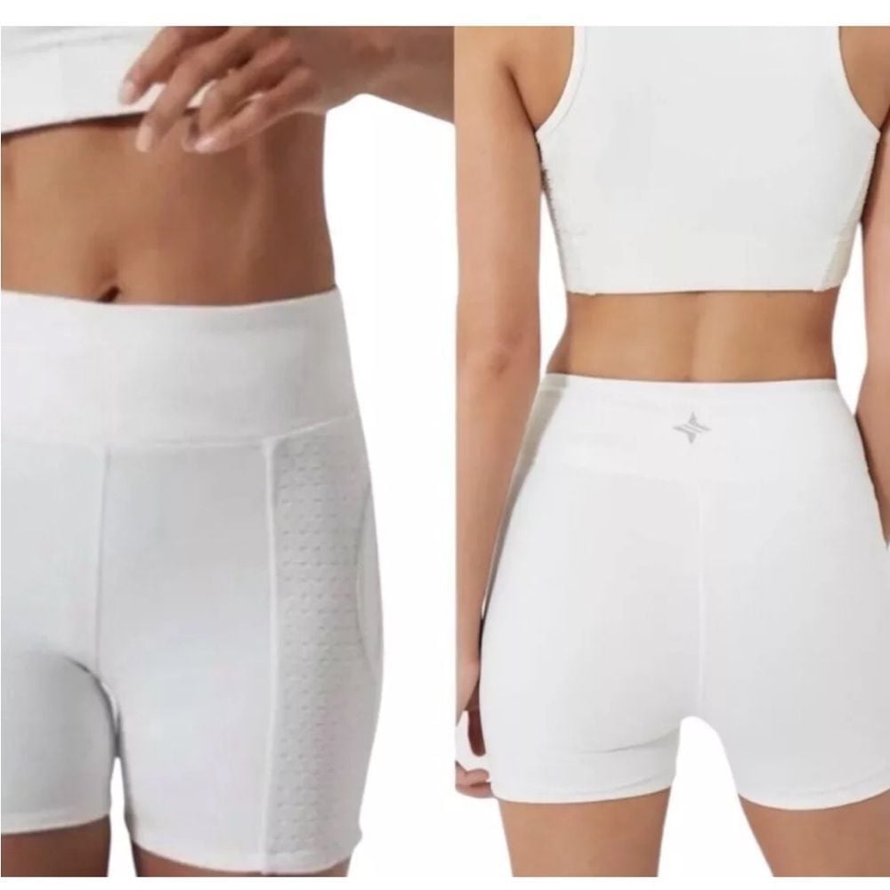 Tuckernuck Sport Women's White Cane Compression Tennis Shorts- Size Small