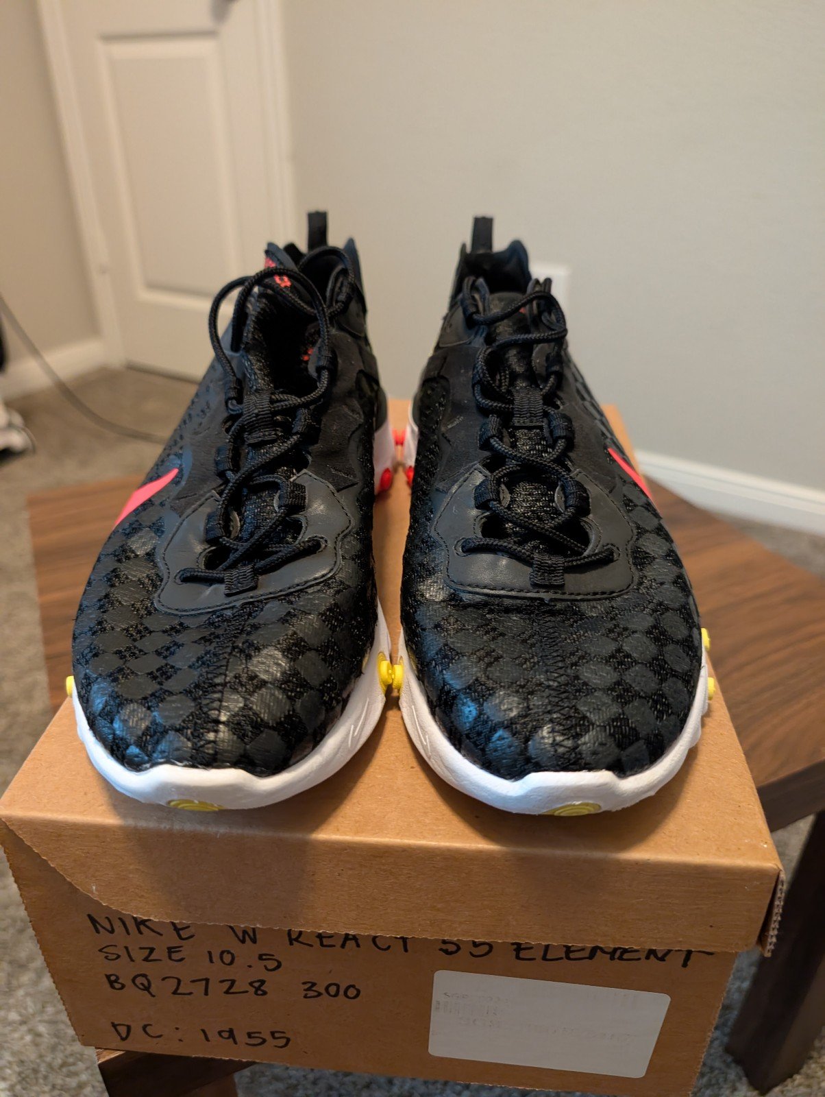 NikeNike Women's React Element 55