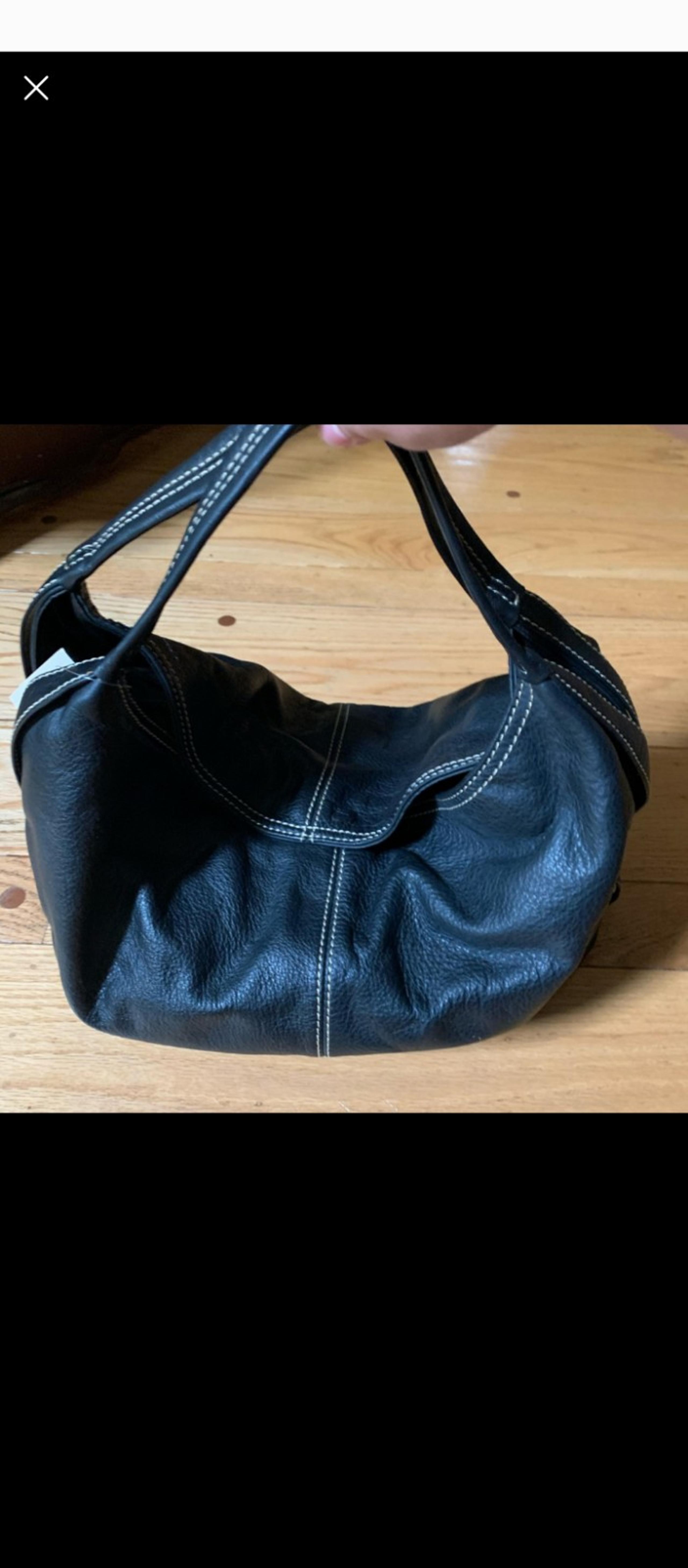 Large Coldwater Creek Pebble leather shoulder bag