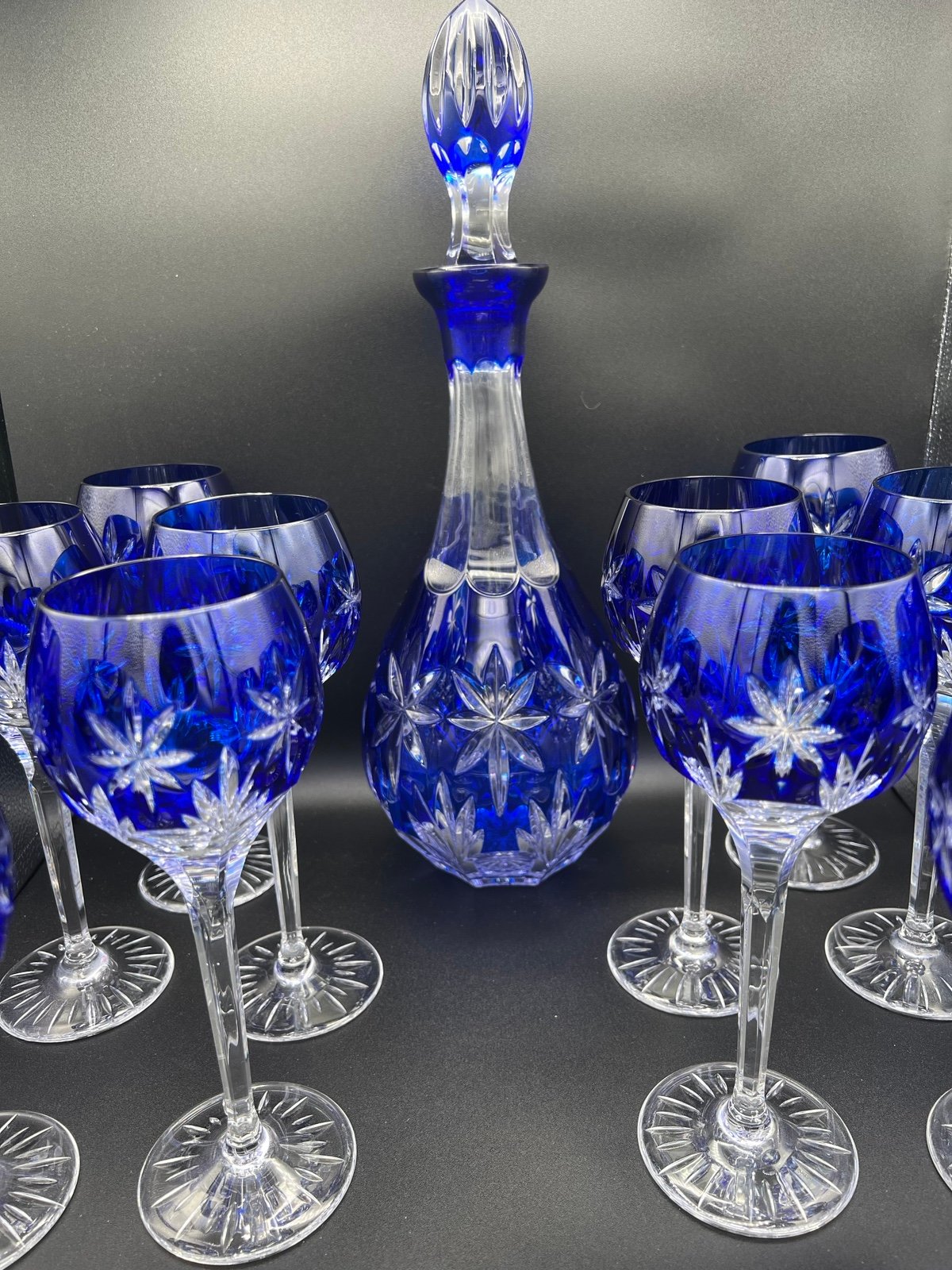 VINTAGE HORST BELDA STARS OF MIDNIGHT 12 CRYSTAL GLASSES & MATCHING DECANTER