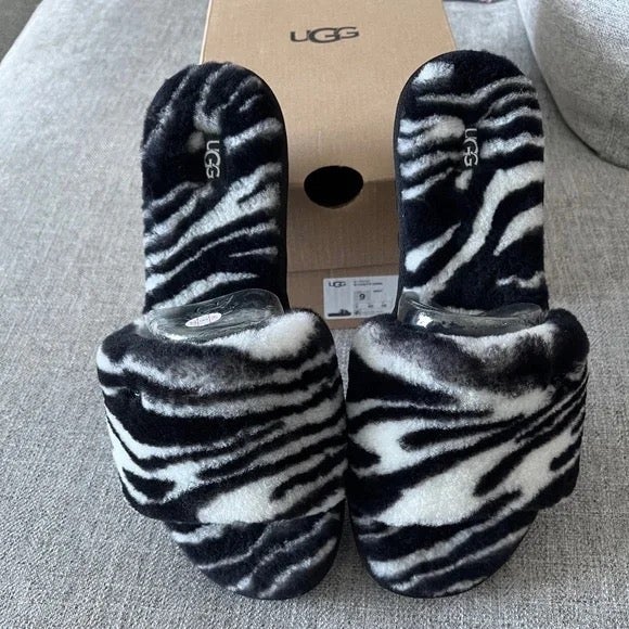 UGG Australia Zebra Cozette Slipper size 9