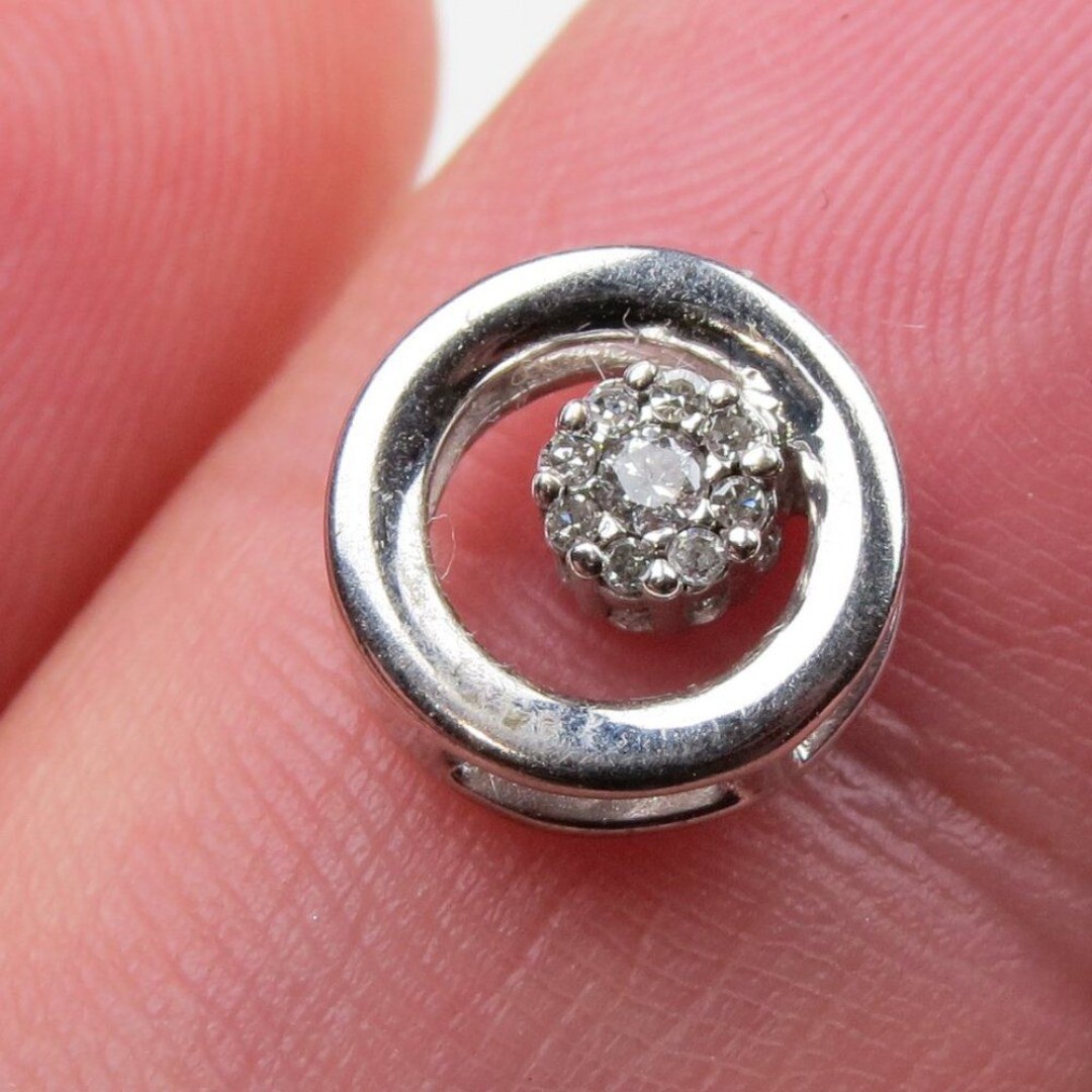 750 10k Gold Diamond Pendent