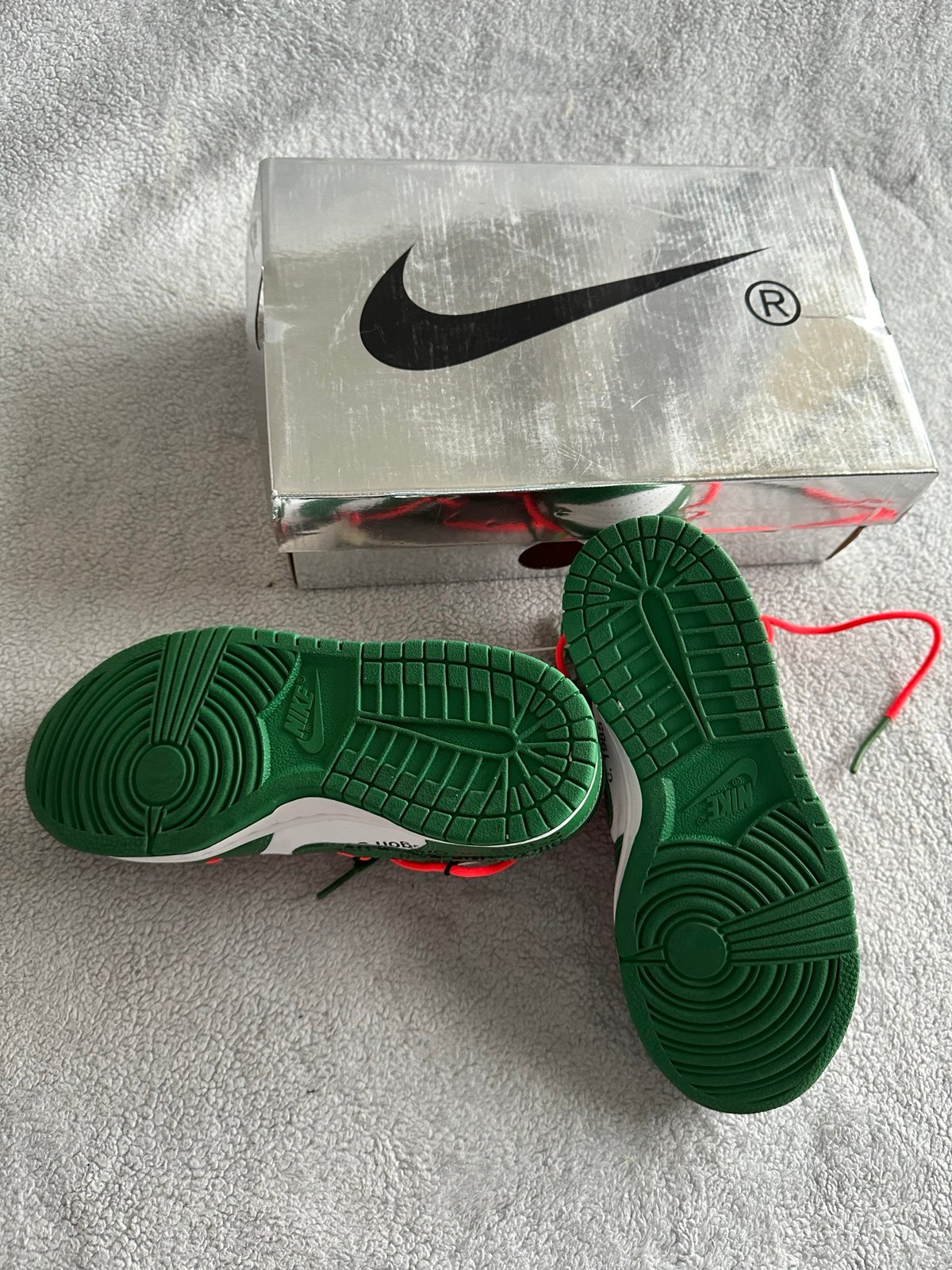 スニーカー OFF-WHITE x NIKE SB Dunk Low Pine Green AW FW 19 2019 Nike Off White x Dunk Low Pine Green 2019 Size 12 Brand New