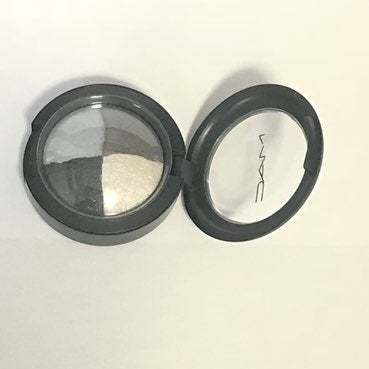Mac Eyeshadow FOG AND MIST
