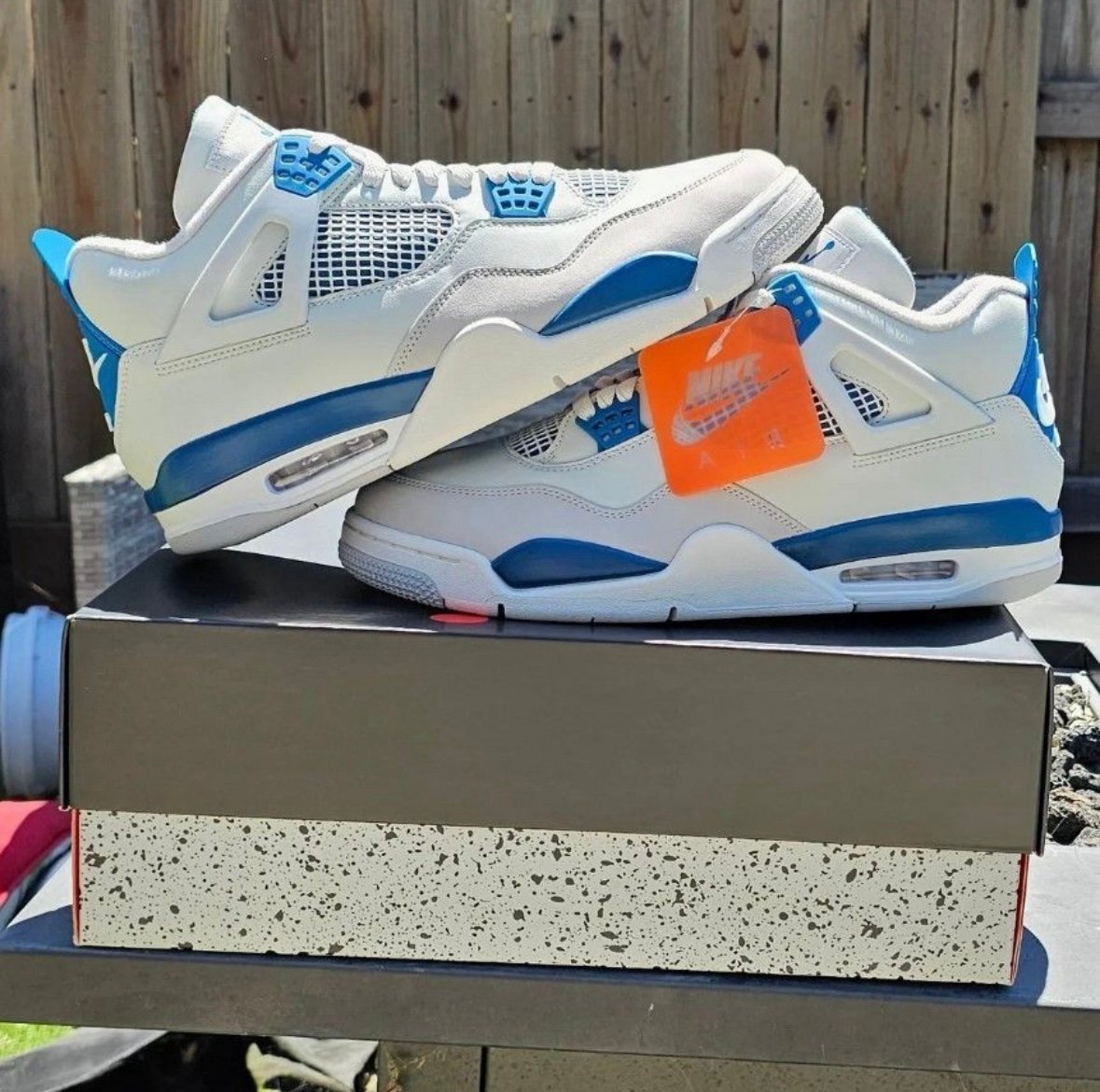 Men’s size 17 Nike Air Jordan 4 military industrial blue retro 2024 white unc og