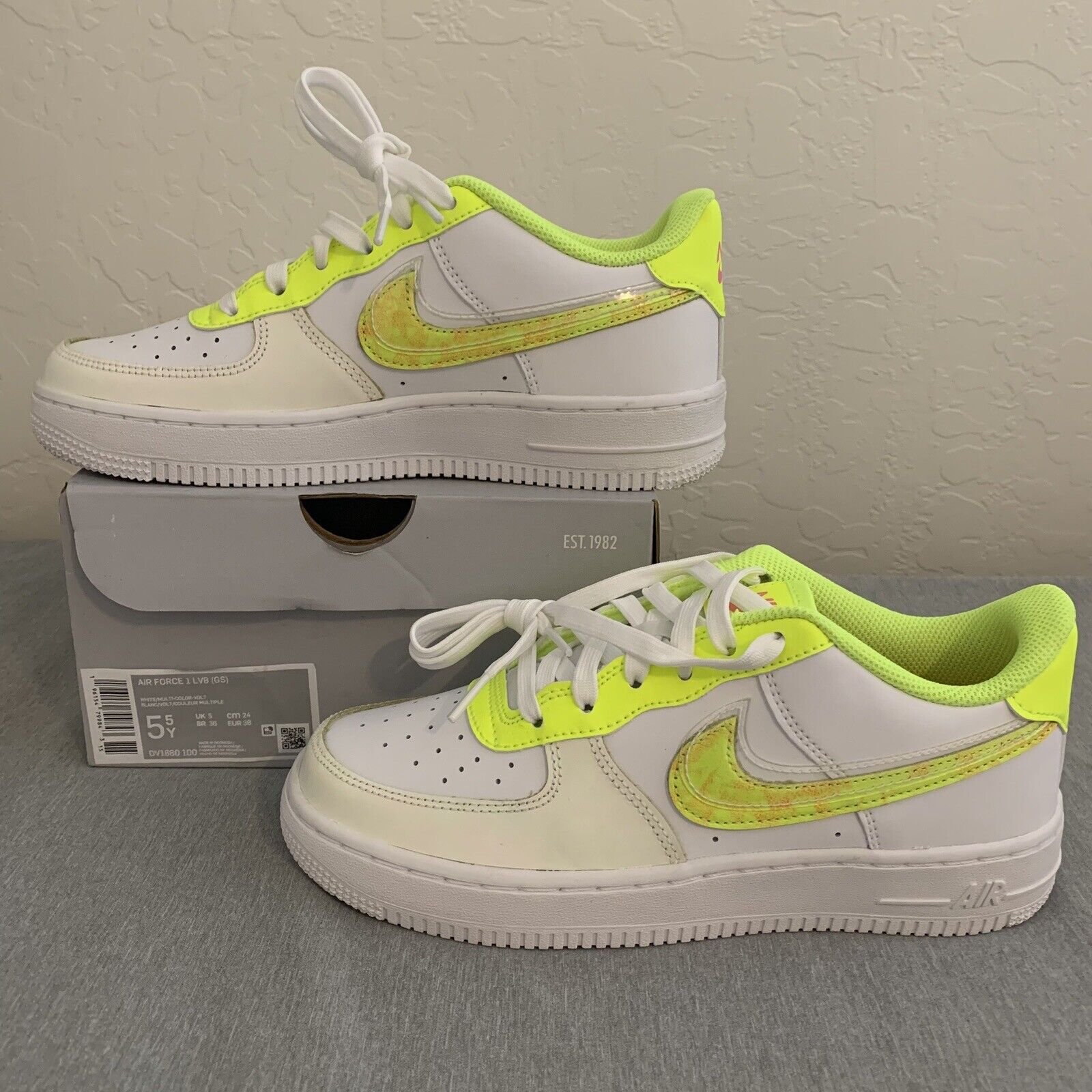 Nike Air Force 1 LV8 (GS) in White/Multi-Color-Volt | US 5.5Y (Youth) New In Box
