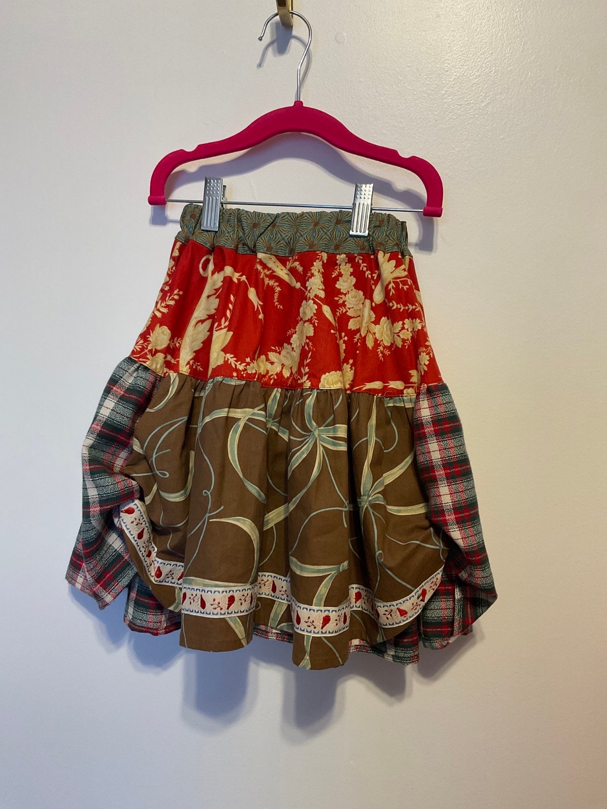 Matilda Jane Skirt 6 hard to find holiday pattern