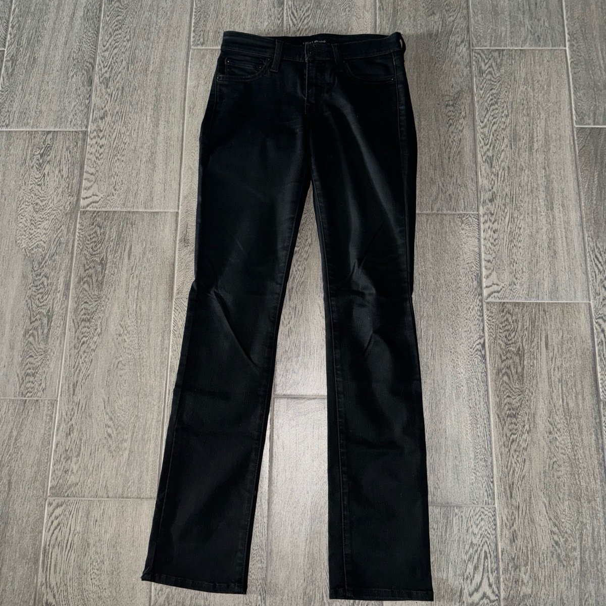 Lucky brand Mid Rise Sweet Straight
