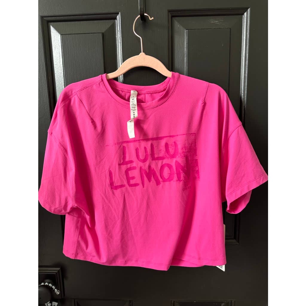 NEW Limited edition Lululemon shirt size 6