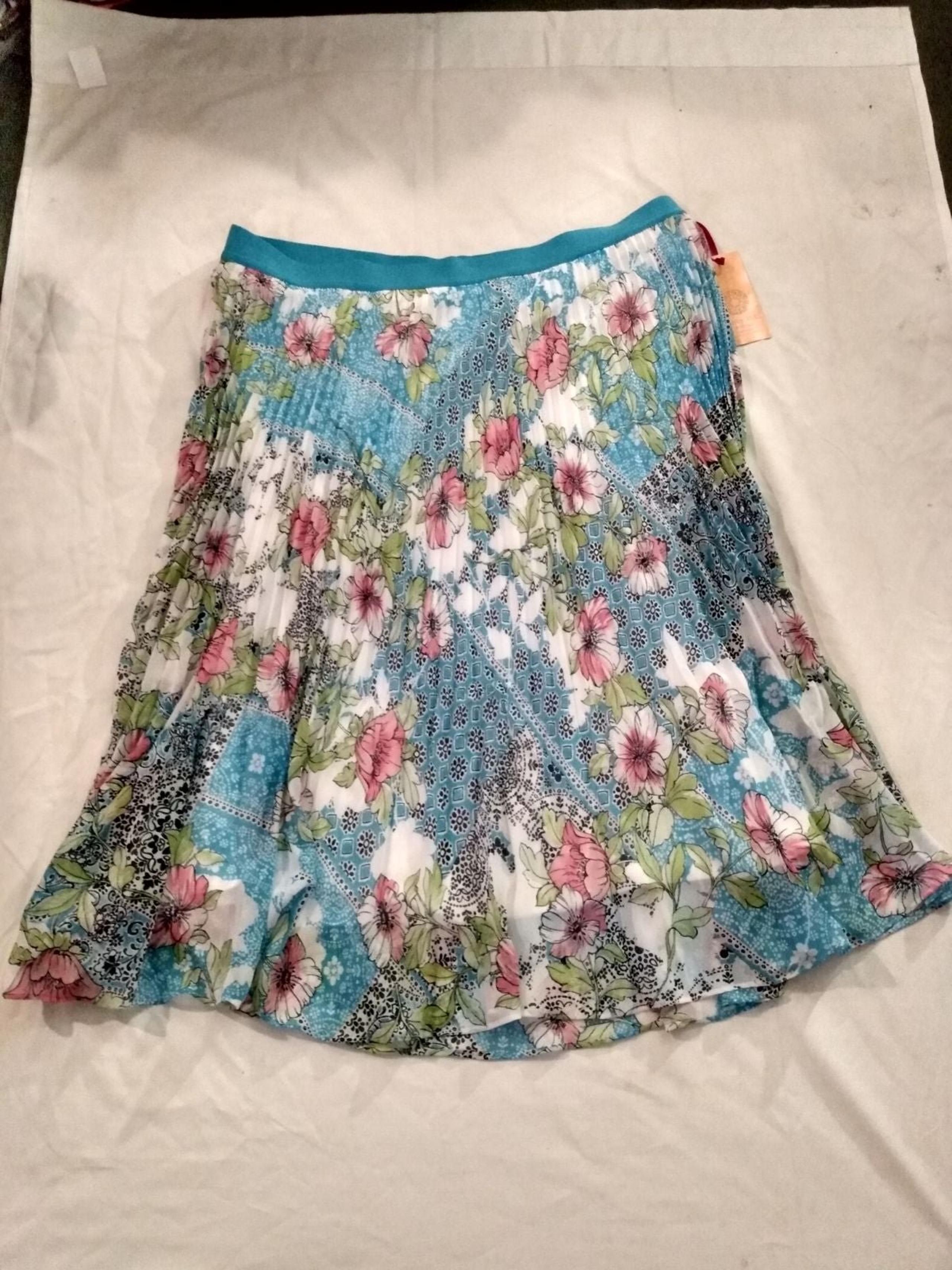 Women's 3x flower print lined pleated Ruby Rd skirt