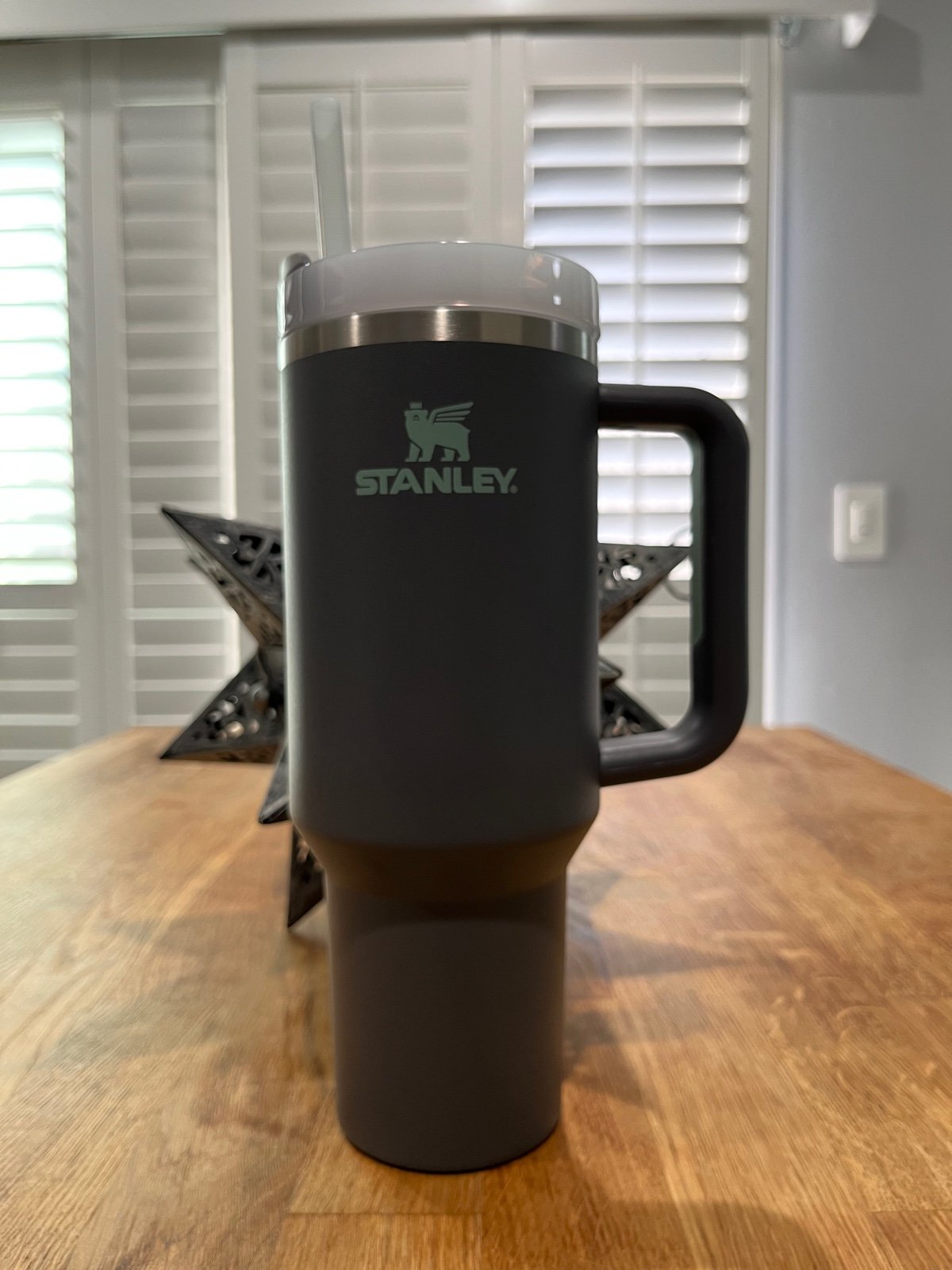 Stanley Charcoal 40oz Quencher