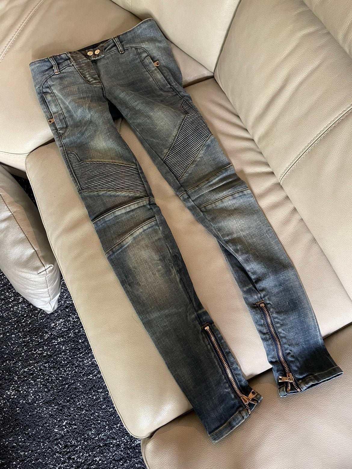 Authentic sales balmain jeans
