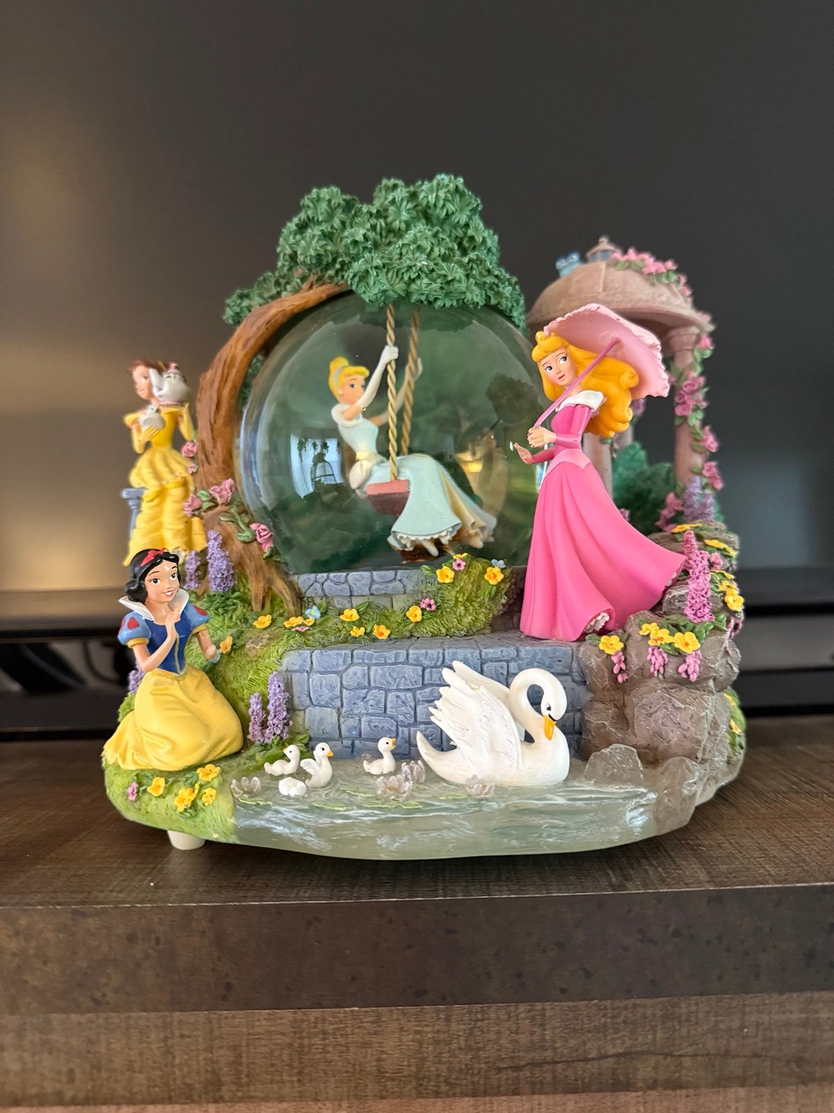 Disney Swan Lake Snowglobe