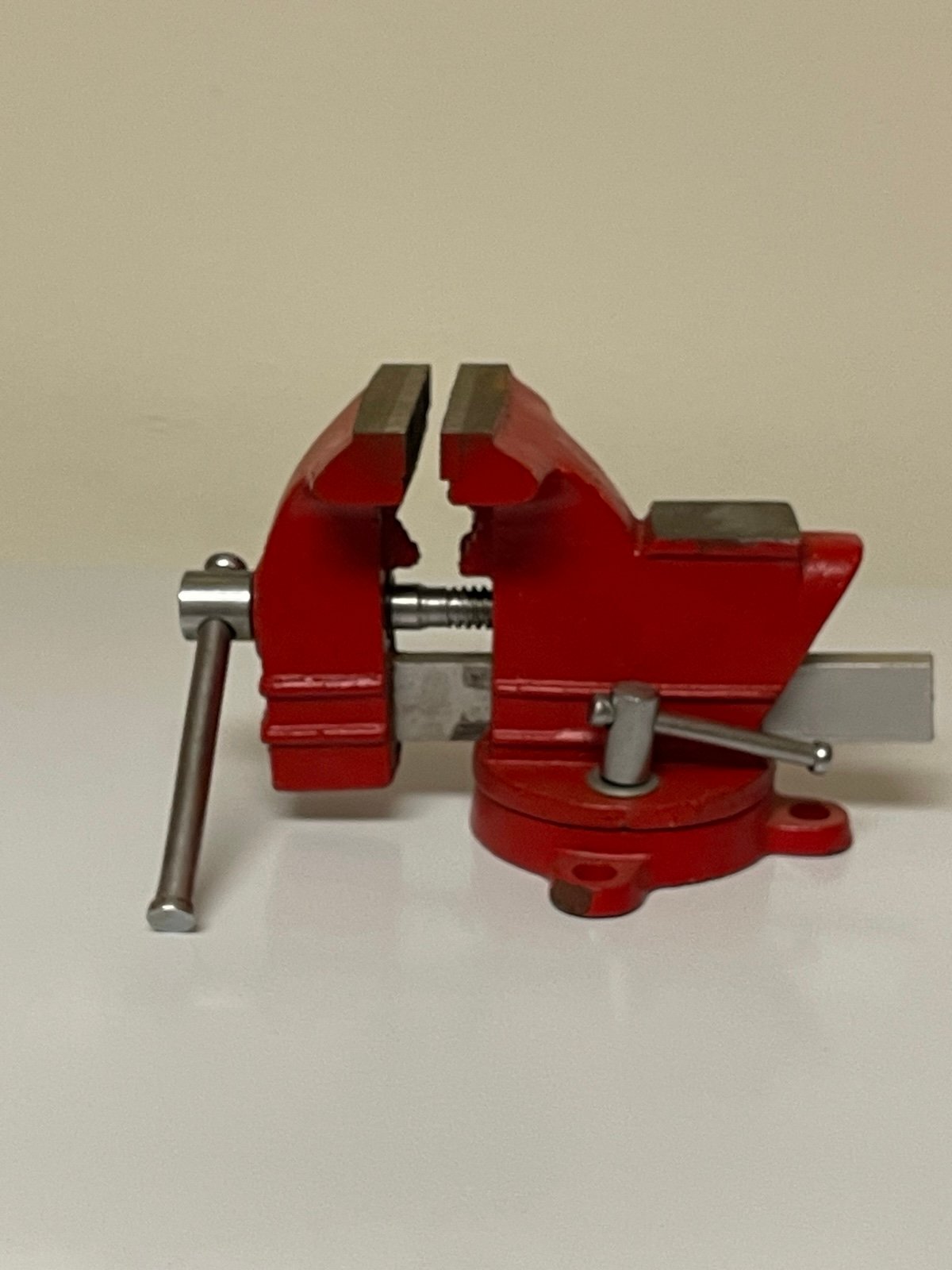 Vintage Sears Midwest 3 1/2 Red Bench Vise with Swivel Base and Pipe Jaws