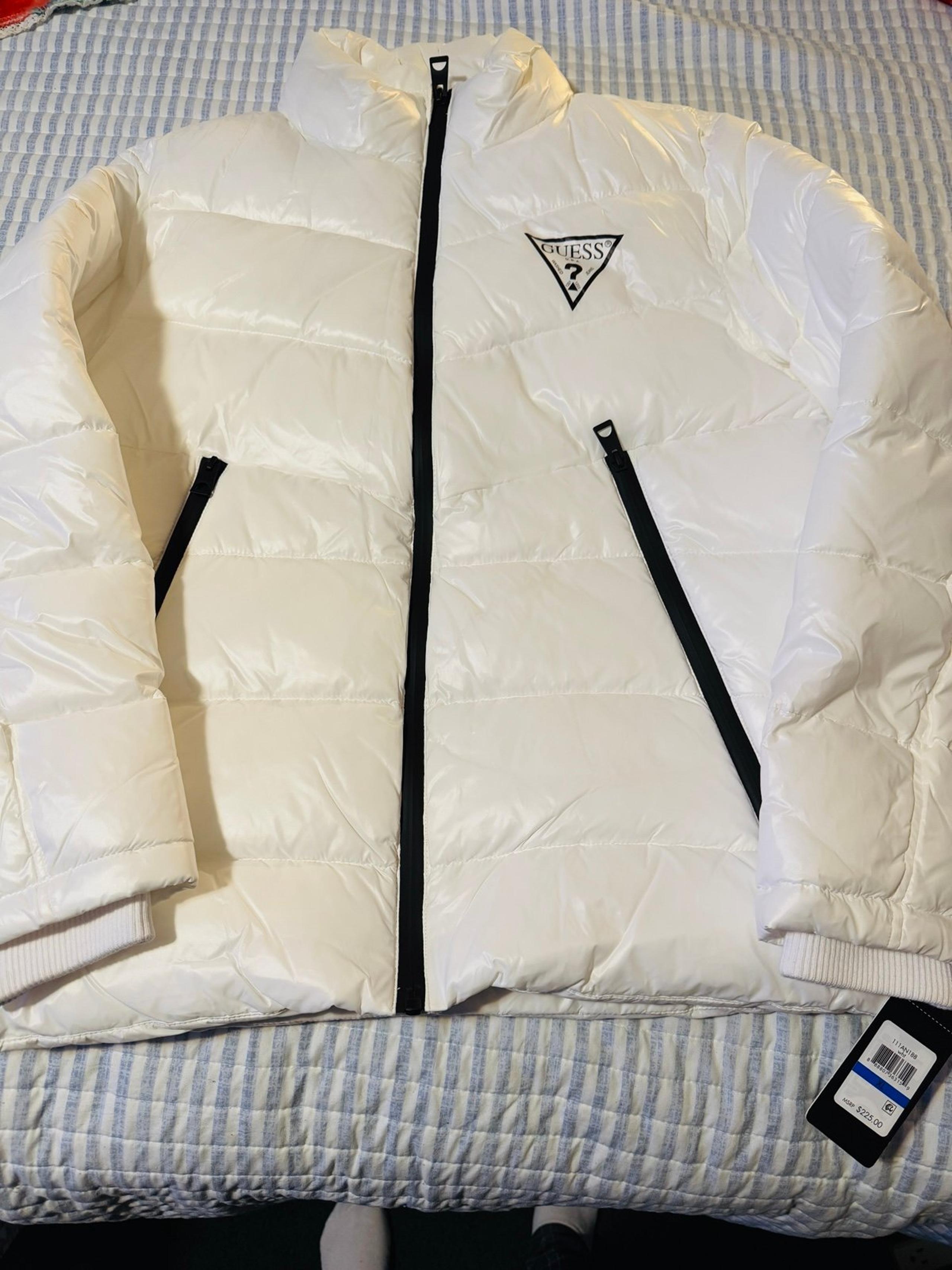 Guess men’s puffer jacket