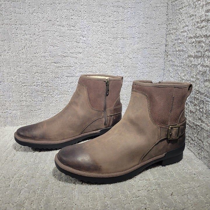 UGG Selima Womens Size 10 Brown Leather Buckle Straps Ankle Snow Boots 1112316