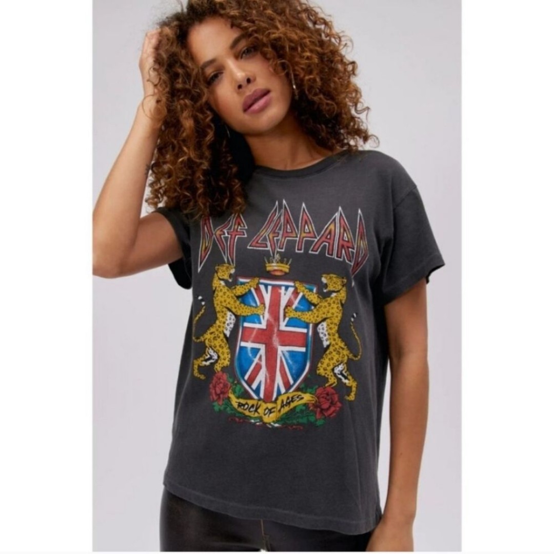 NWT Daydreamer Def Leppard Tour Tee