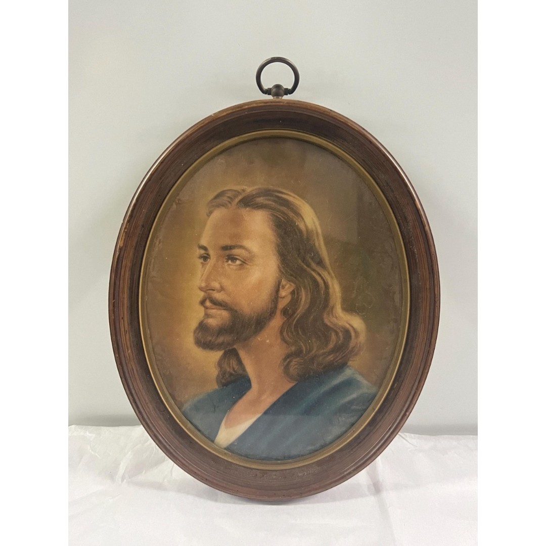 Head of Christ 11 Framed Oval Lithograph.