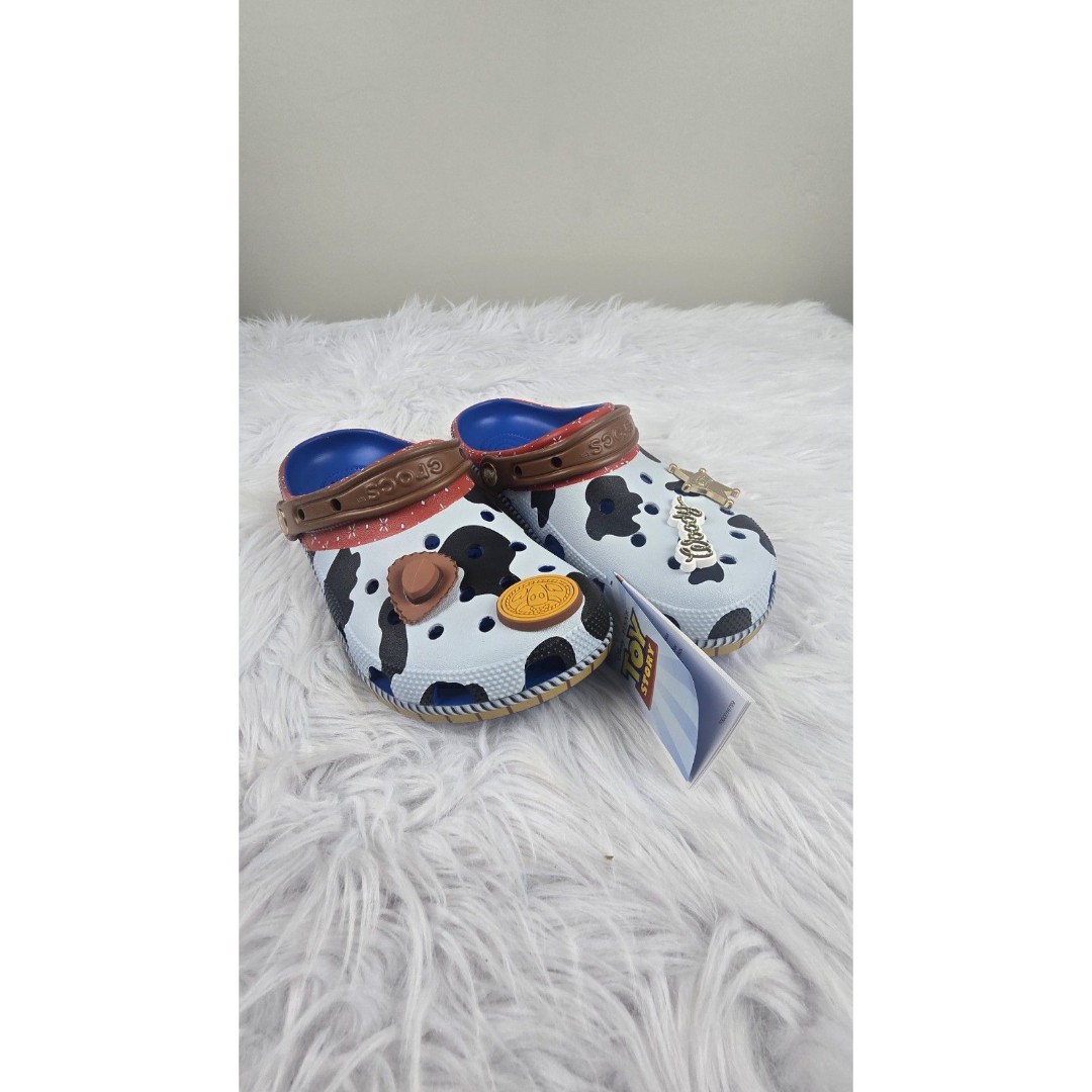 Crocs X Toy Story Sheriff Woody Classic Clog Disney Men’s Size 8 Women's Size 10